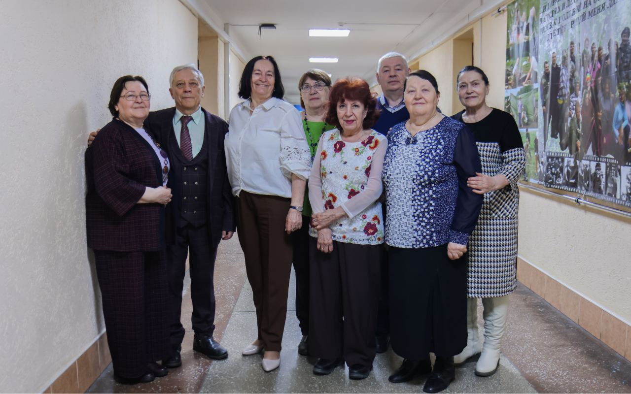 ФОТО к новости: Спустя полвека — снова вместе: выпускники НГПИ встретились в родном университете