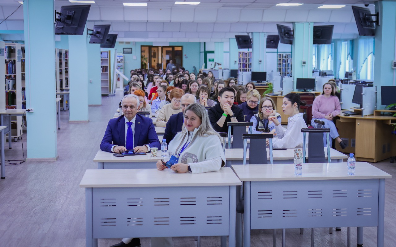 ФОТО к новости: В НГПУ дали старт международной конференции к 15-летию Института детства и открыли Год дошкольного образования 