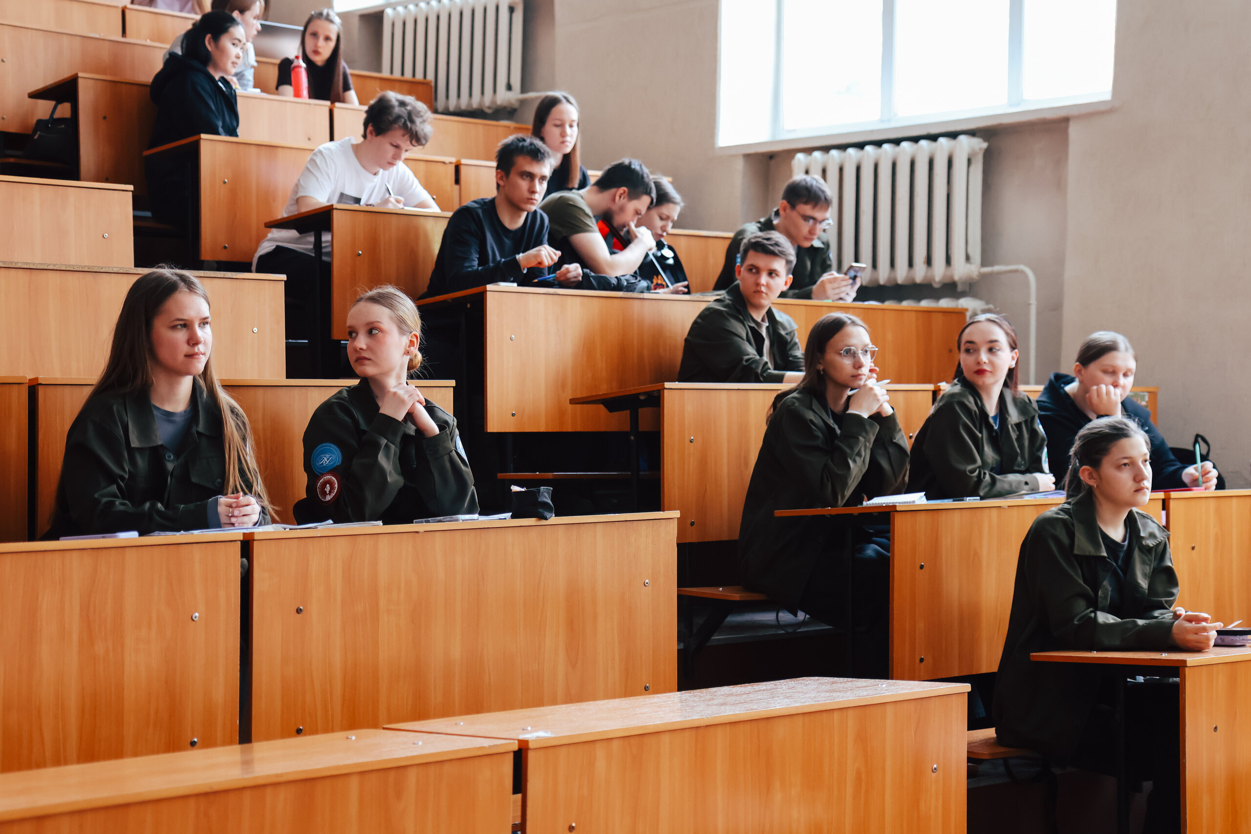 ФОТО к новости: Не просто игры: в НГПУ продолжается обучение вожатых для Российских студенческих отрядов