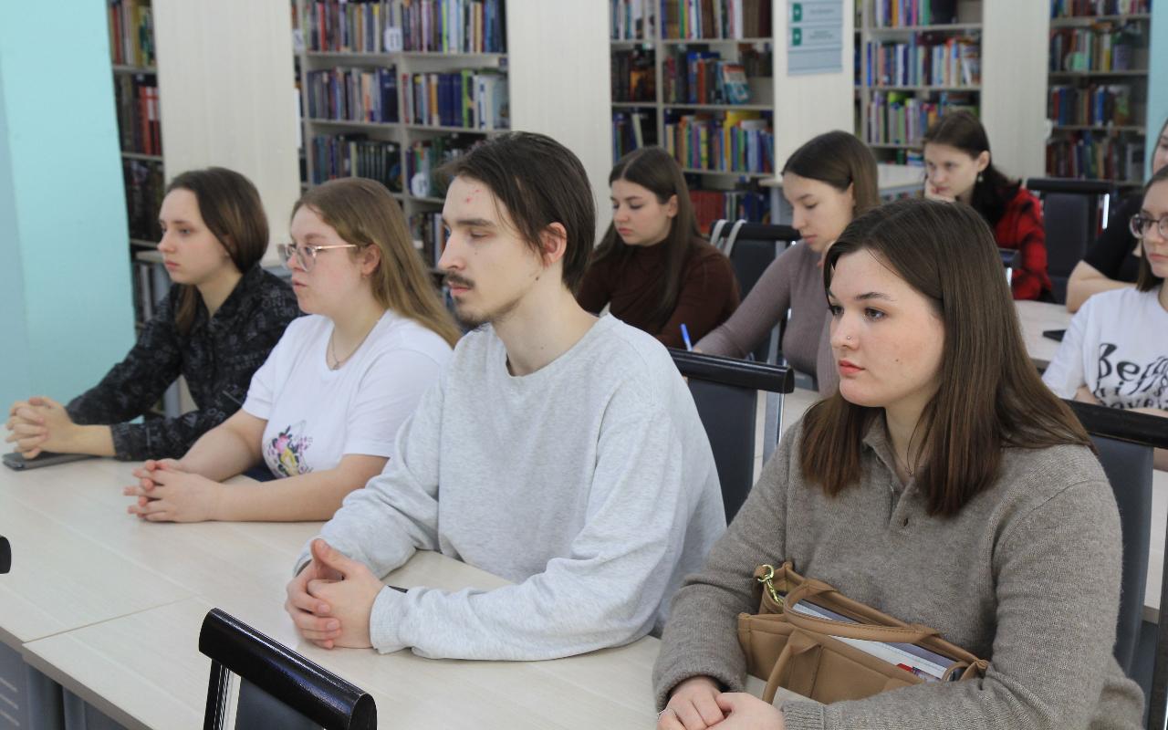 ФОТО к новости: Выпускников НГПУ готовы принять на работу школы Краснозерского района