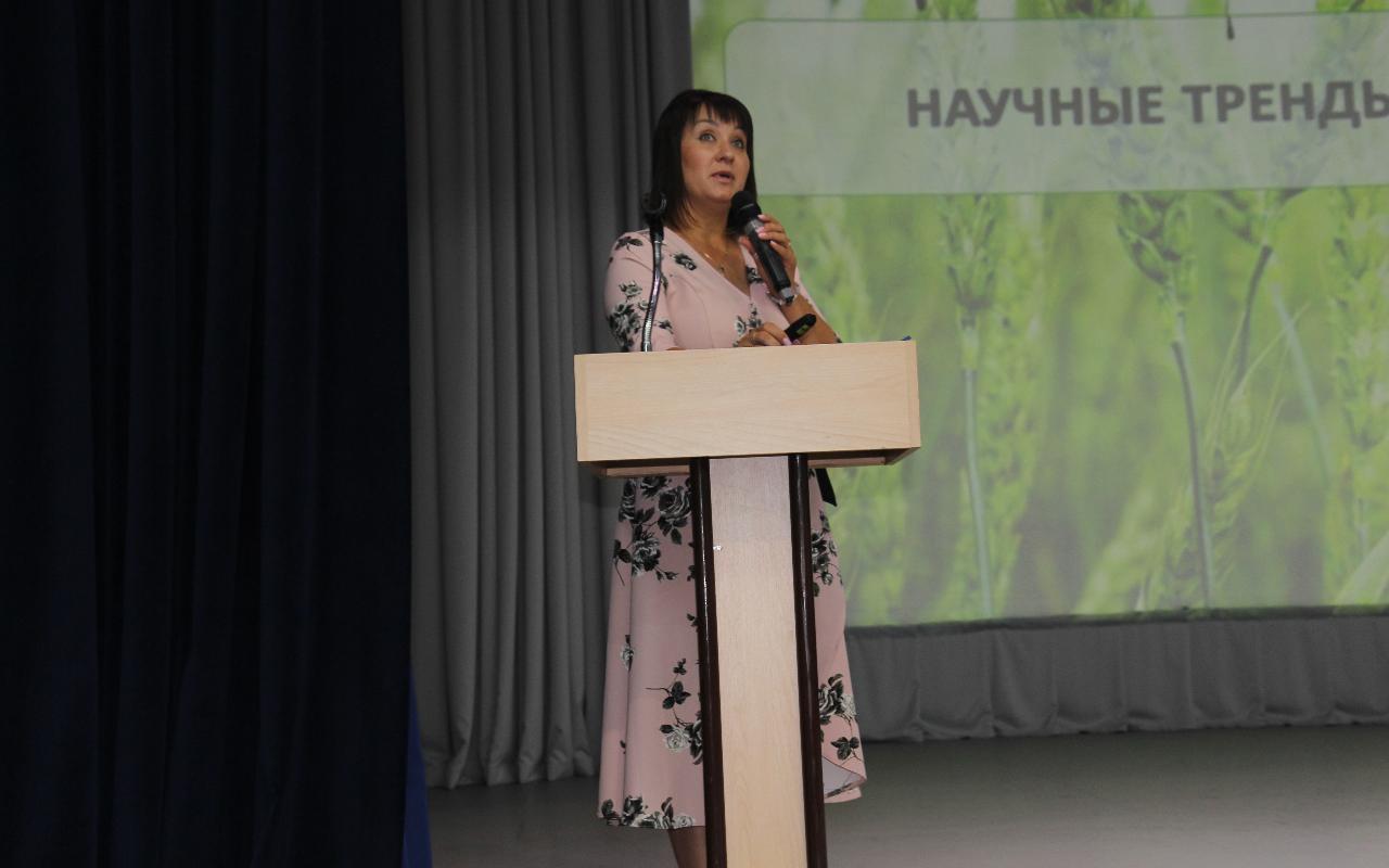 ФОТО к новости: Развернутые ответы на «Большие вызовы» подготовили в НГПУ