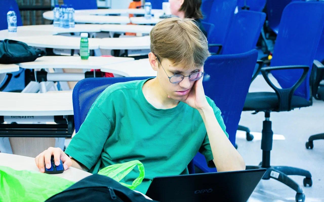 ФОТО к новости: Второй день на «Острове»: инженерная фантазия