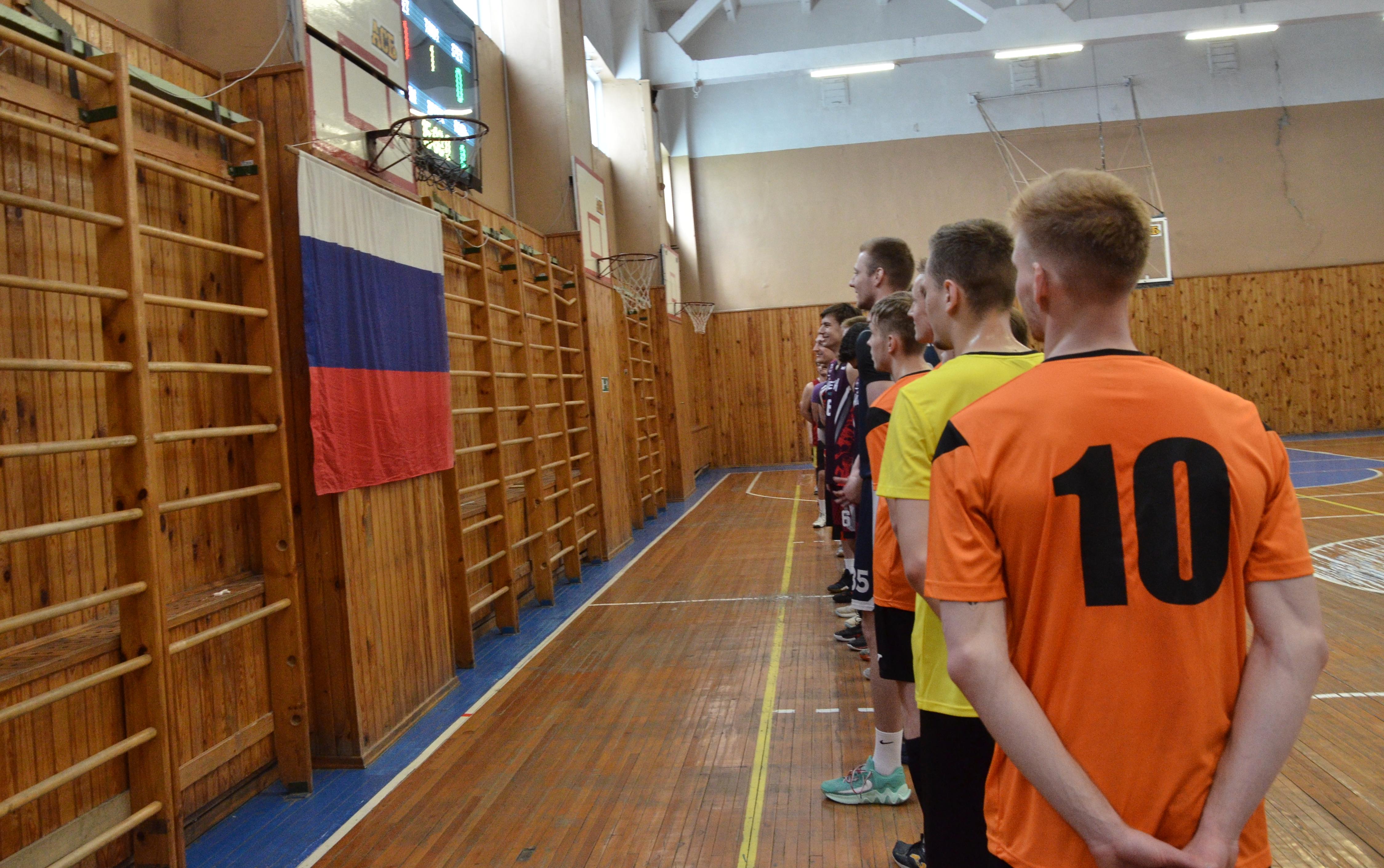 ФОТО к новости: Фиджитал-соревнования и другие виды спорта: дружеский турнир в честь ФФК НГПУ