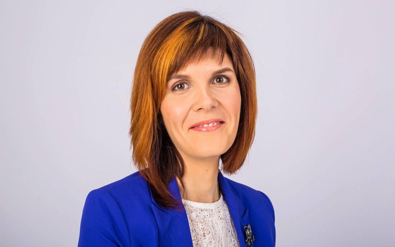 ФОТО к новости: Выпускница ИИГСО НГПУ — в числе полуфиналистов всероссийского телешоу «Классная тема!»