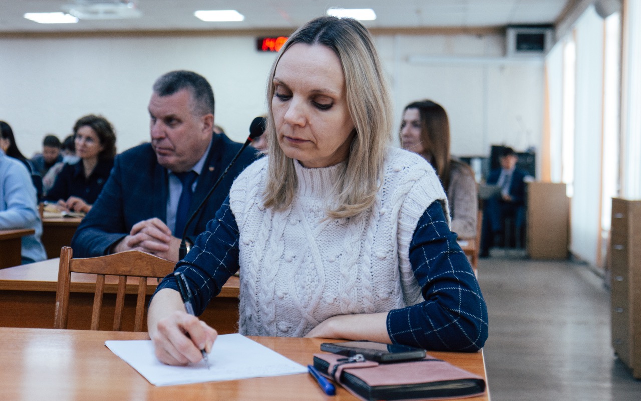 ФОТО к новости: Кафедра – живой организм университета: в НГПУ прошло первое производственное совещание