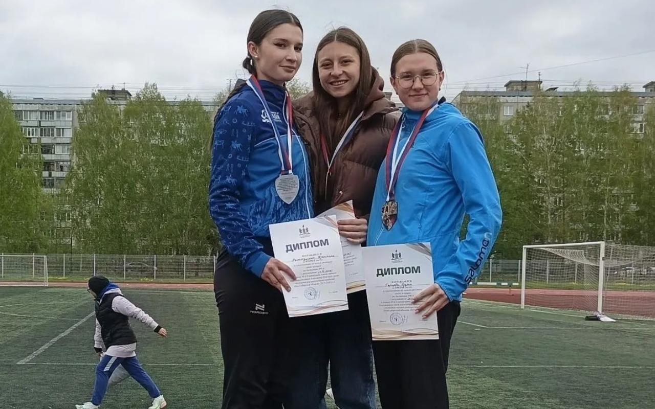 ФОТО к новости: Студенты НГПУ выступят на чемпионате и первенствах Сибирского федерального округа по легкой атлетике