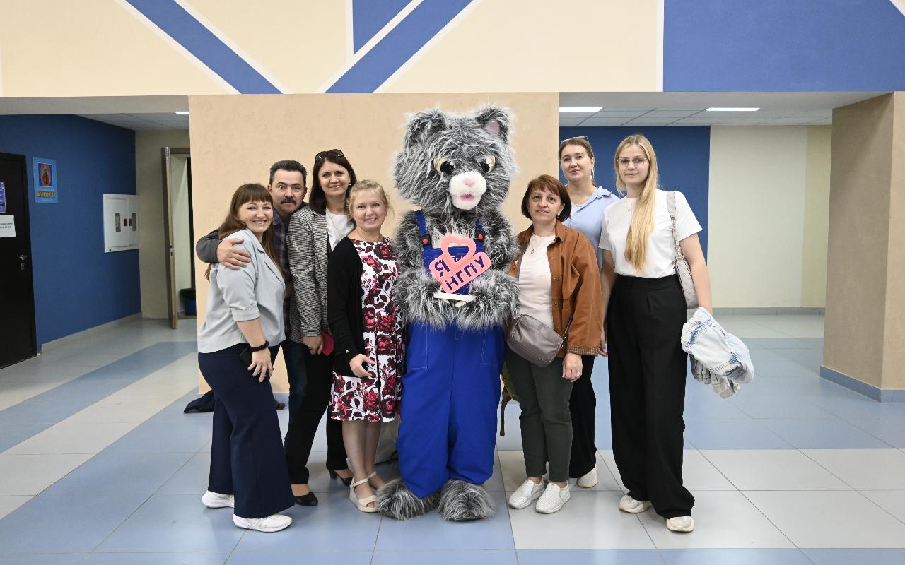 ФОТО к новости: В НГПУ стартовал региональный фестиваль инженерных проектов «Город будущего»