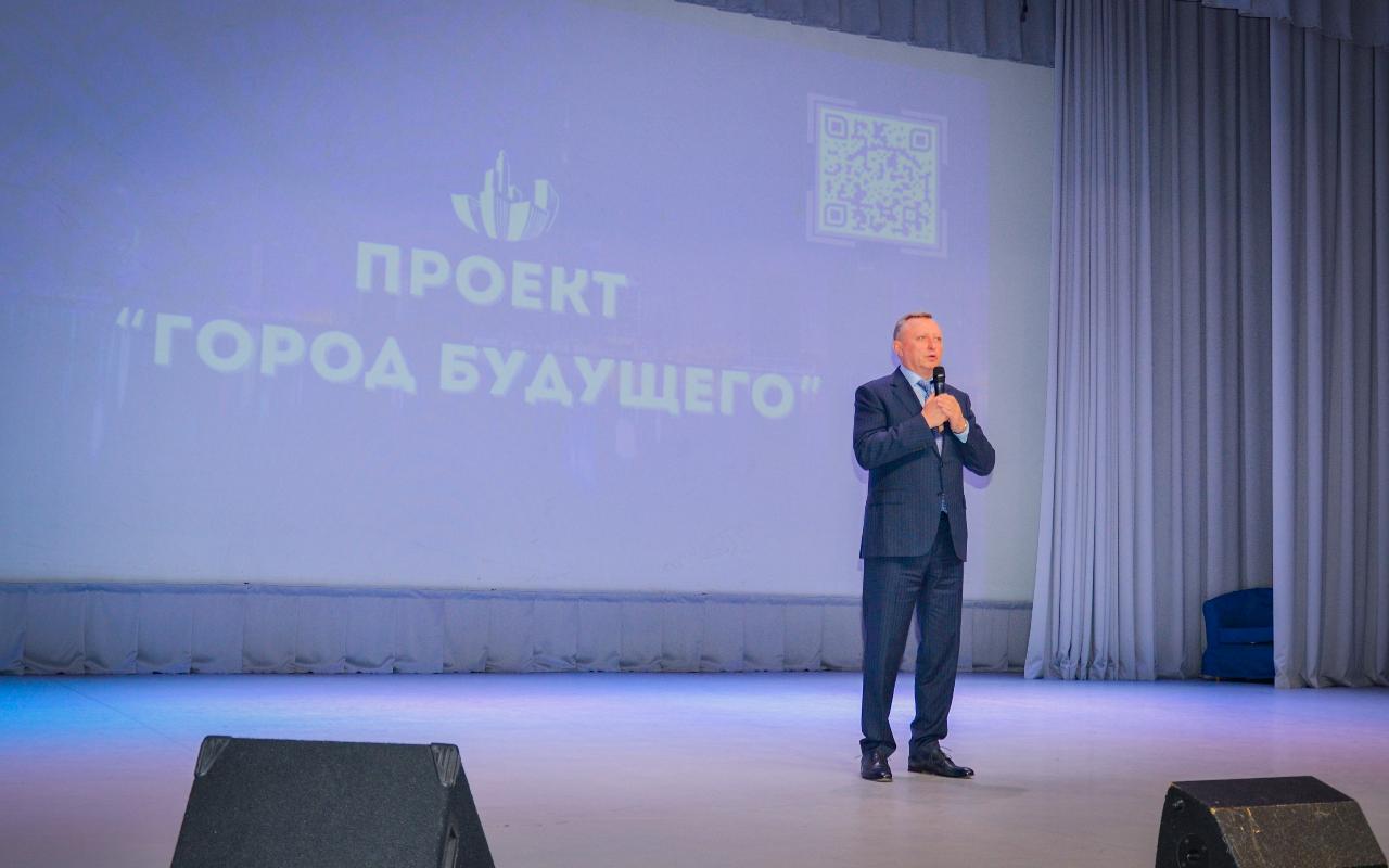 ФОТО к новости: В НГПУ стартовал региональный фестиваль инженерных проектов «Город будущего»