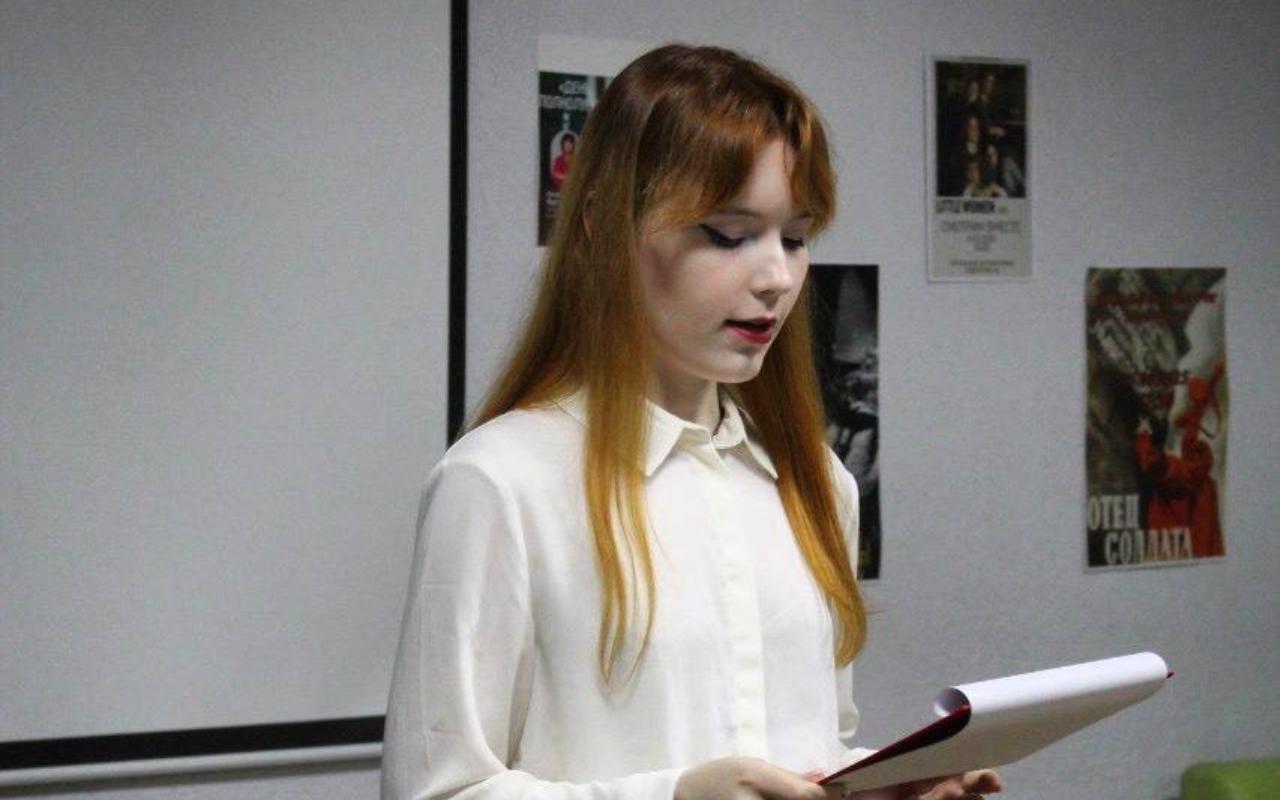 ФОТО к новости: Дневник ПедСибири. Поэтический конкурс «ИСТИНА» в ИФиМ: студенты проверили, способен ли искусственный интеллект заменить живое слово