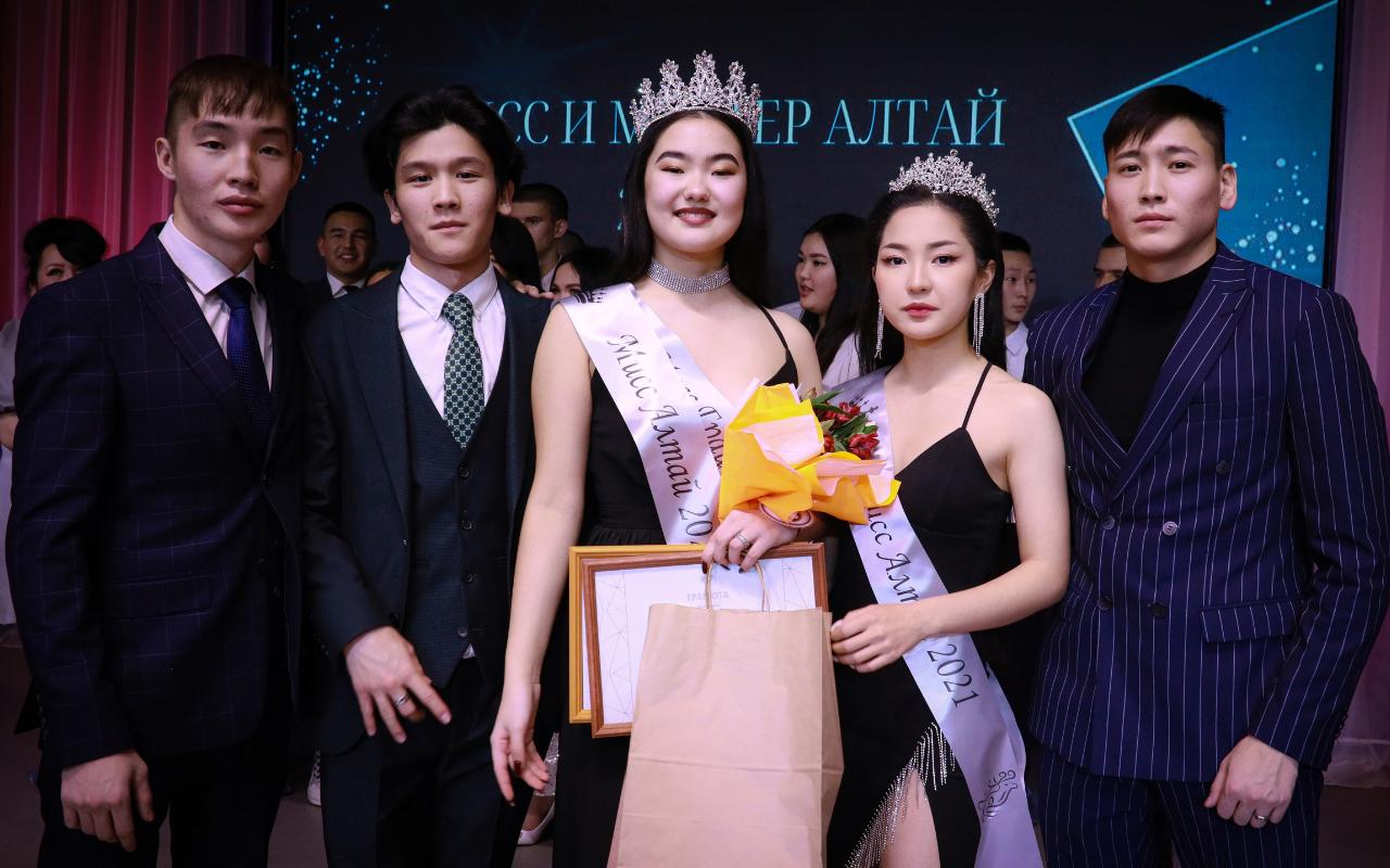 ФОТО к новости: «Мисс Алтай – 2022» стала студентка ФИЯ НГПУ