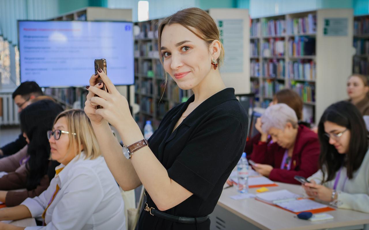 ФОТО к новости: Любовь по алгоритму: как понять, что вам отвечает нейросеть