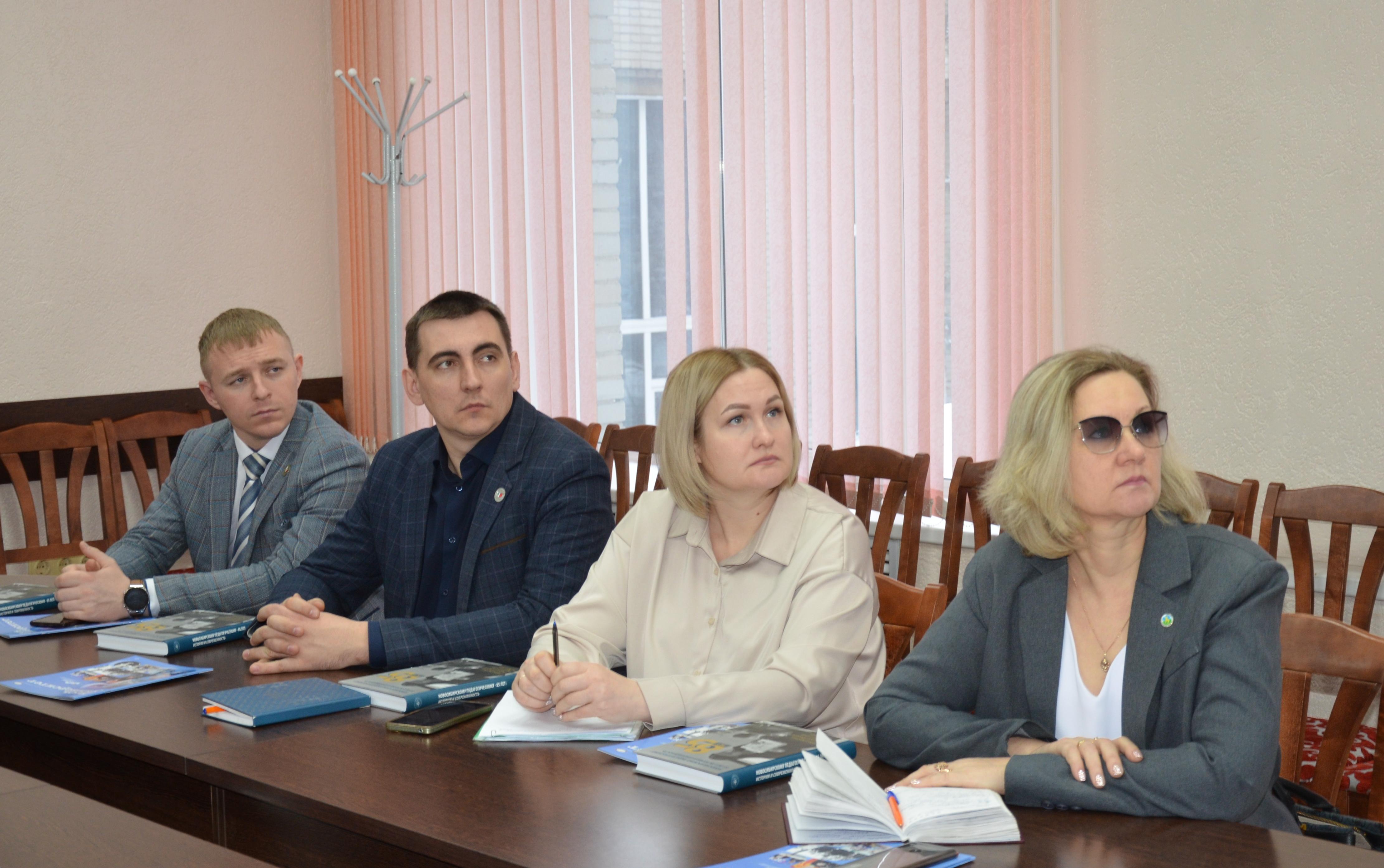 ФОТО к новости: День Болотнинского и Кыштовского районов состоялся в НГПУ
