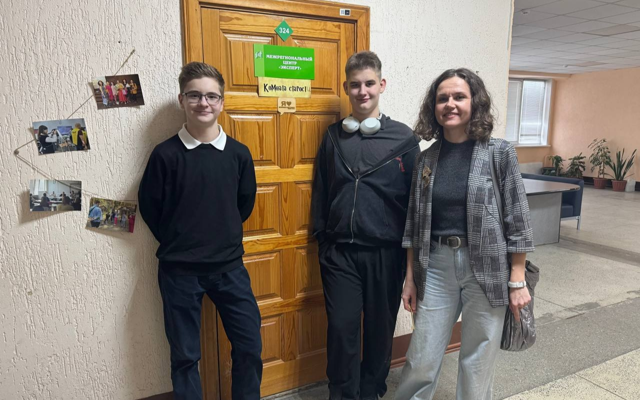 ФОТО к новости: В ИФиМ НГПУ прошла встреча со школьниками медиаклассов Новосибирска