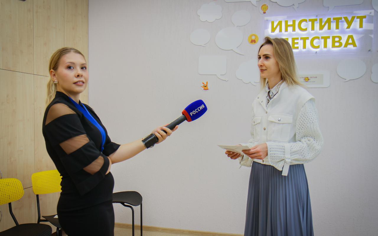 ФОТО к новости: Ролевая игра против буллинга НГПУ в эфире программы «Утро России»