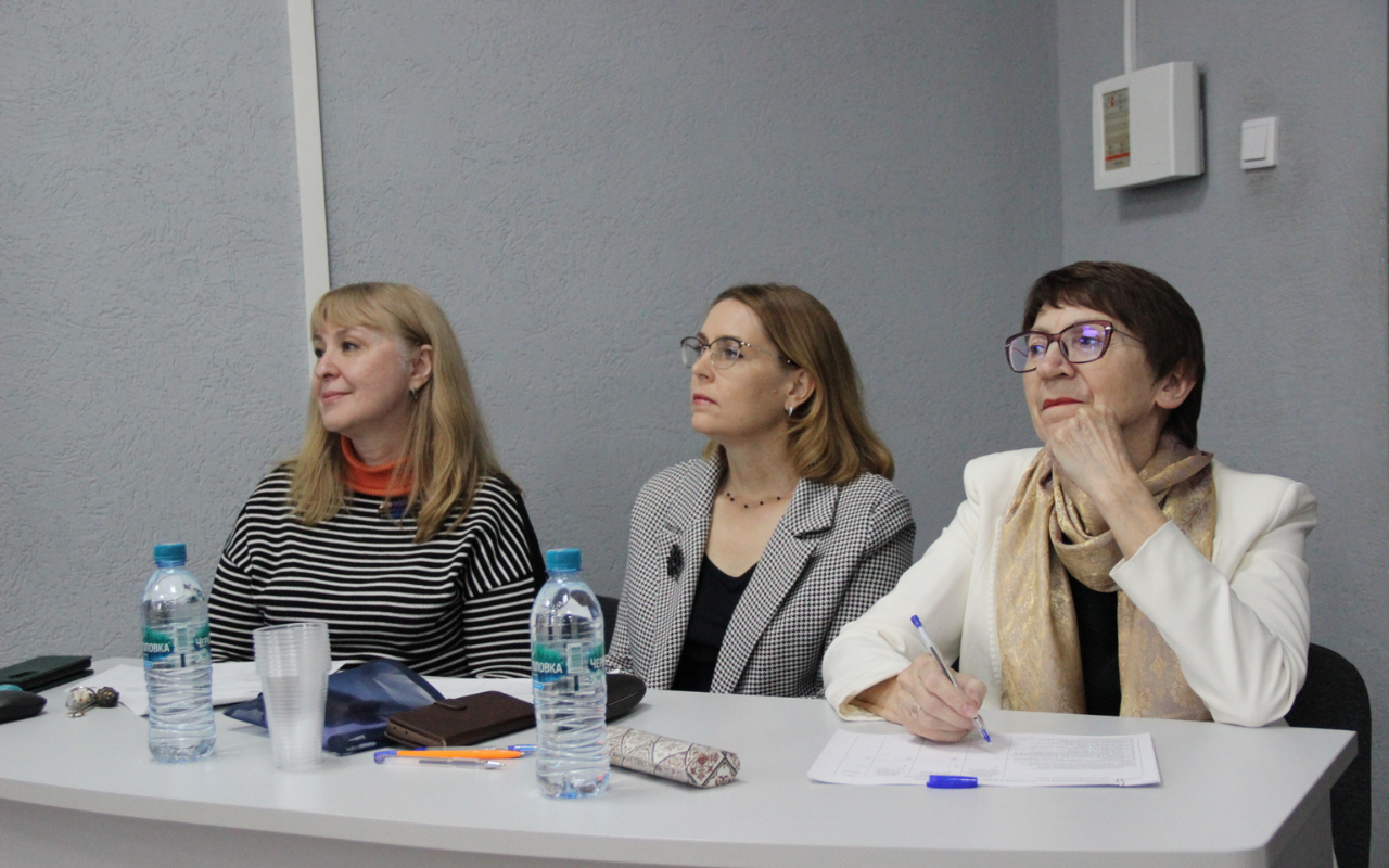 ФОТО к новости: В ИФиМ НГПУ прошел XIII Международный поэтический конкурс «Созвездие культур»