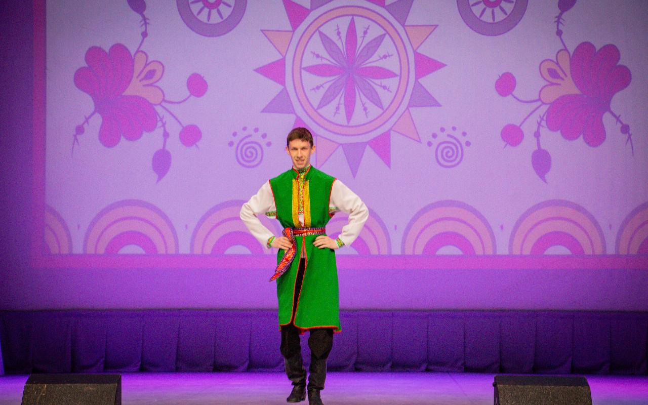 ФОТО к новости: Яркие номера, громкие аплодисменты и заслуженные награды: в НГПУ прошёл Гала-концерт Кубка студенческого творчества – 2025