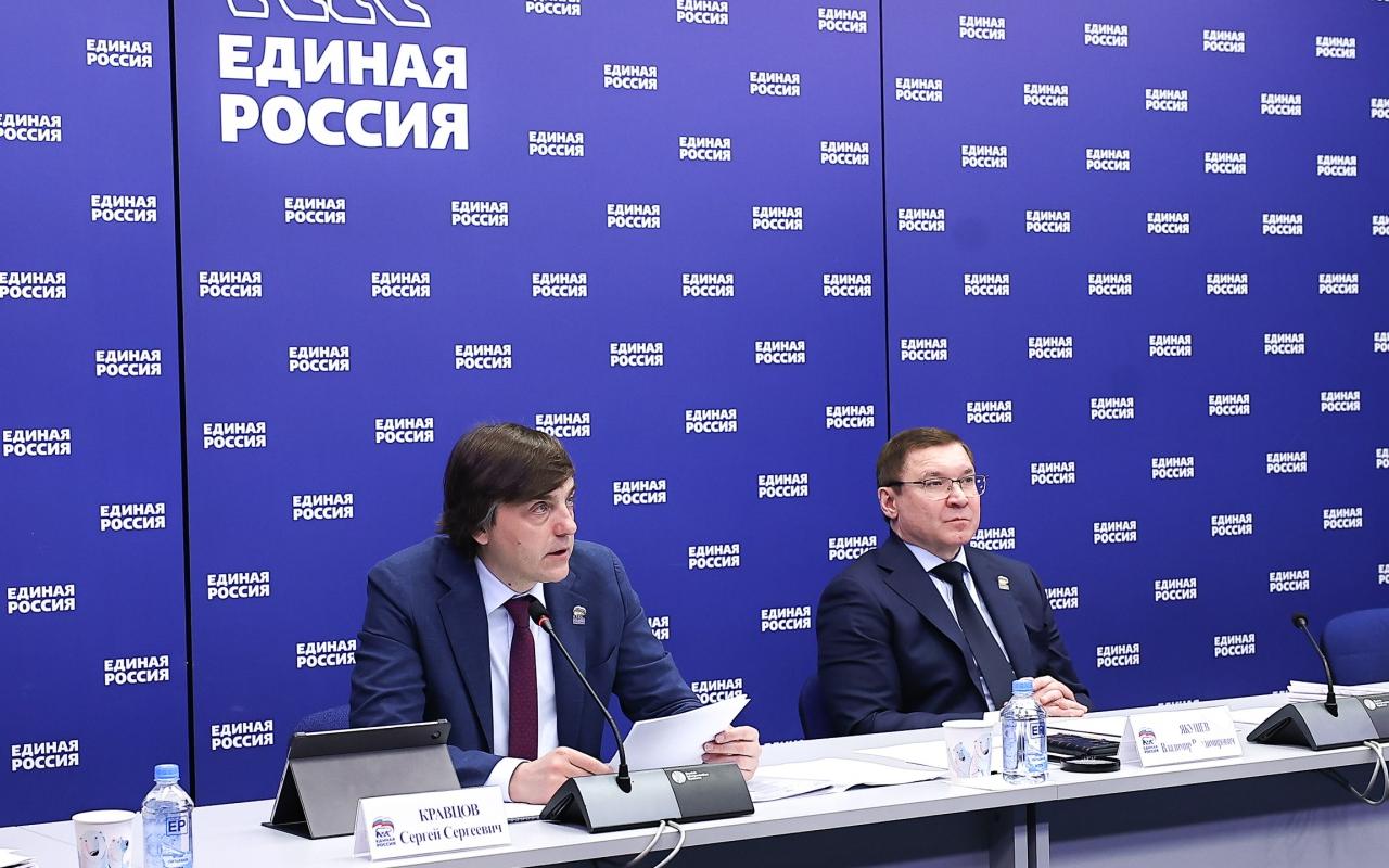 ФОТО к новости: Сергей Кравцов: «Подбор педагогов для строящихся школ необходимо начинать своевременно»