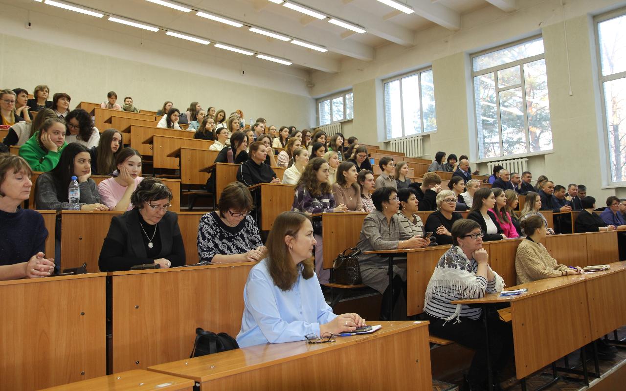 ФОТО к новости: Карасукский район ждёт молодых педагогов!