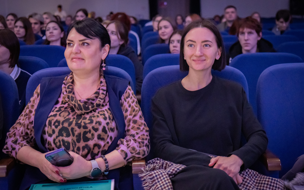 ФОТО к новости: День психолога в НГПУ: творчество, признание и профессиональное единство