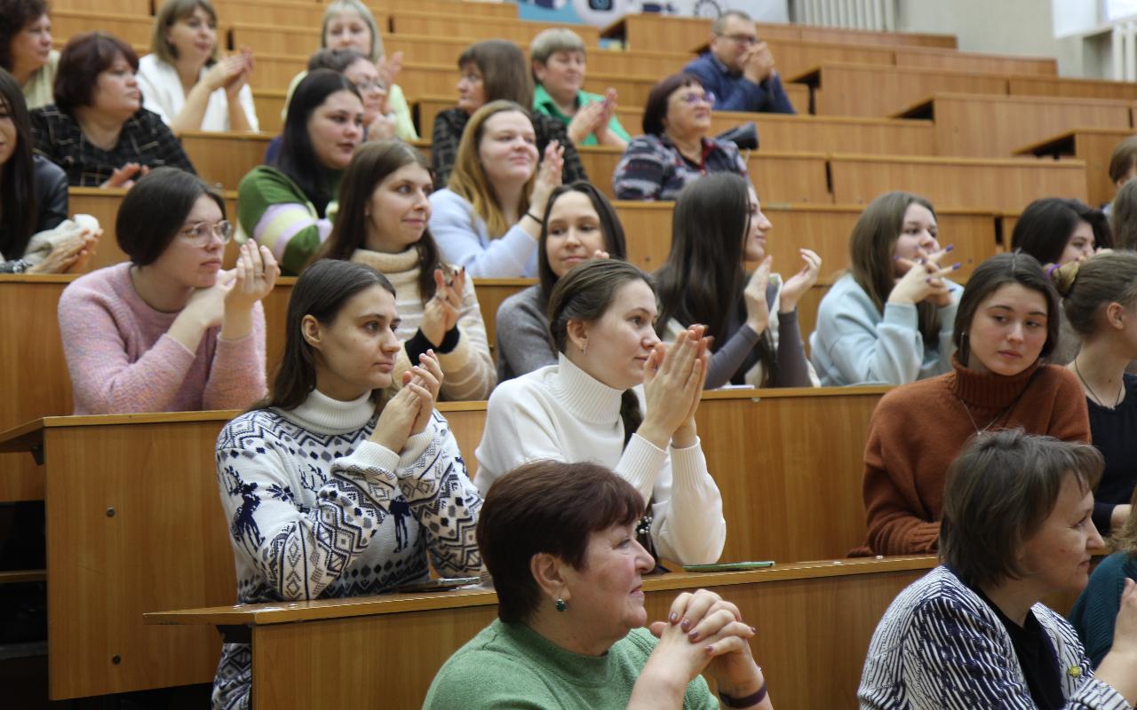 ФОТО к новости: Купинский район заинтересован в привлечении на работу выпускников НГПУ