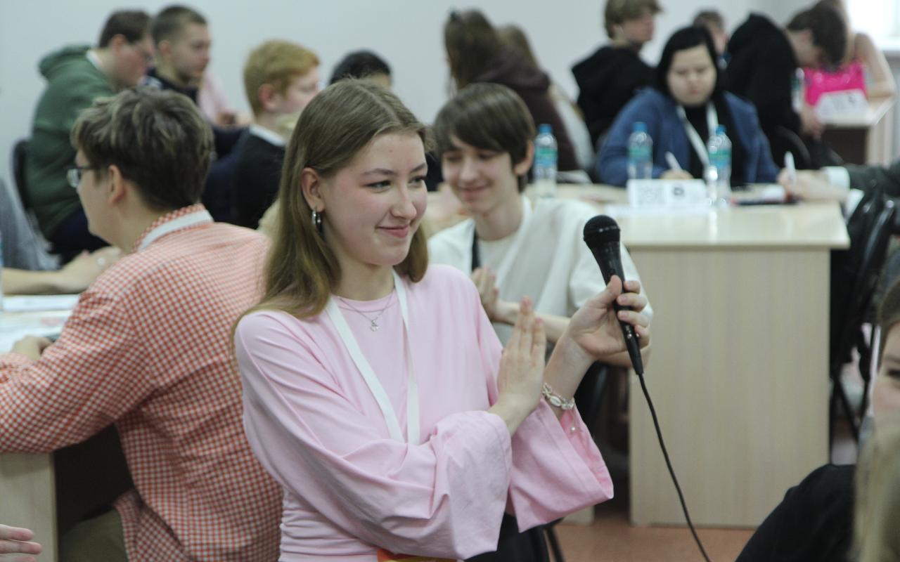 ФОТО к новости: Шесть шагов к успеху: студенты НГПУ потренировались в запуске собственных стартапов