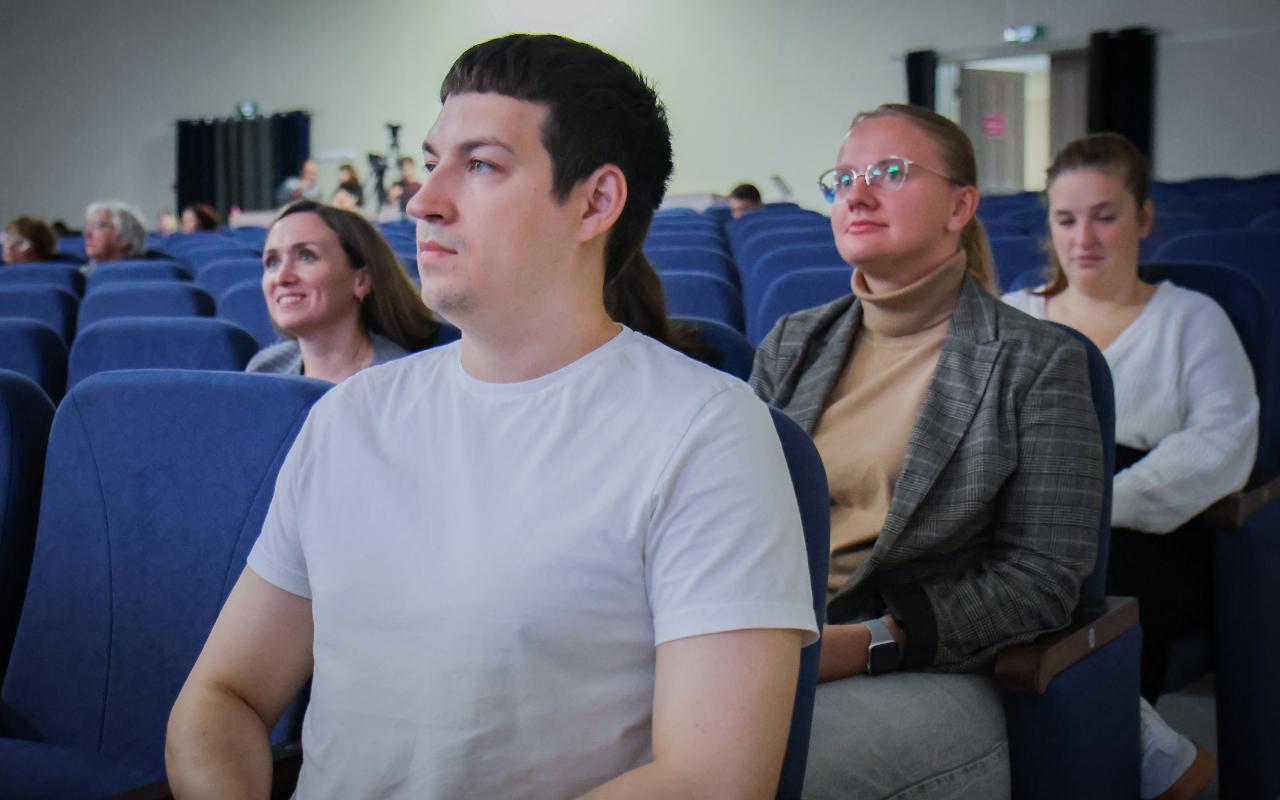 ФОТО к новости: Подготовка кадров для системы образования региона и эффективное развитие научной деятельности: Сергей Александрович Нелюбов поставил задачи на 2025/26 учебный год