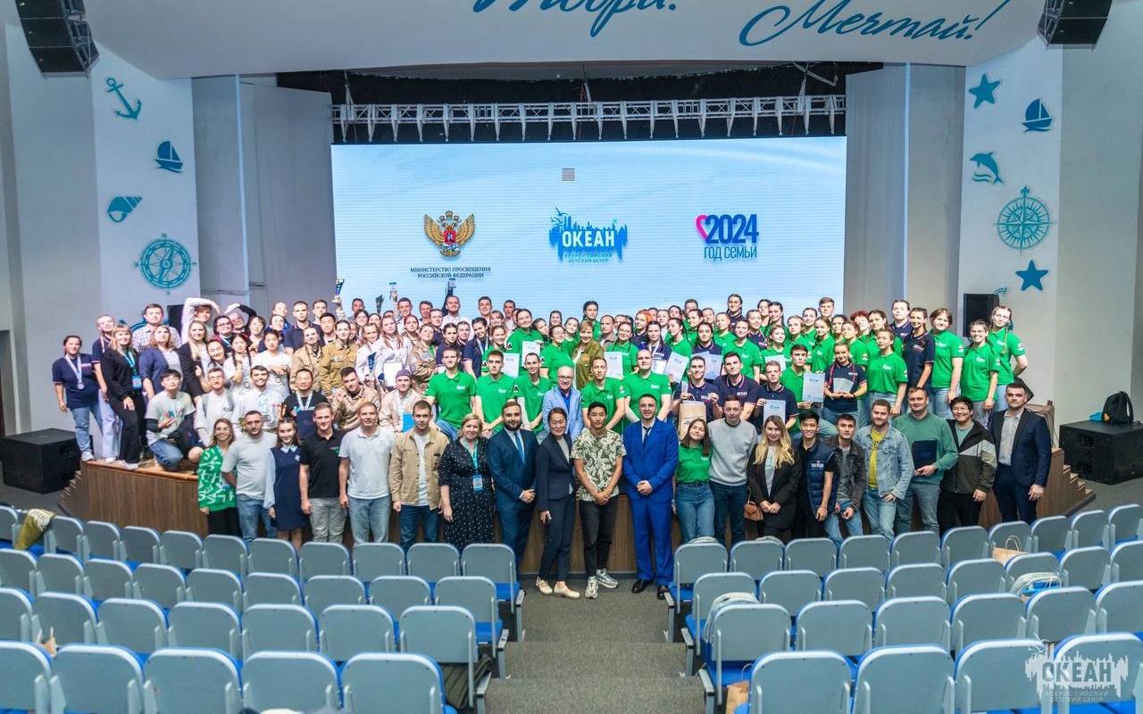 ФОТО к новости: Студентка НГПУ стала призером конкурса «Лучший вожатый ВДЦ «Океан» – 2024