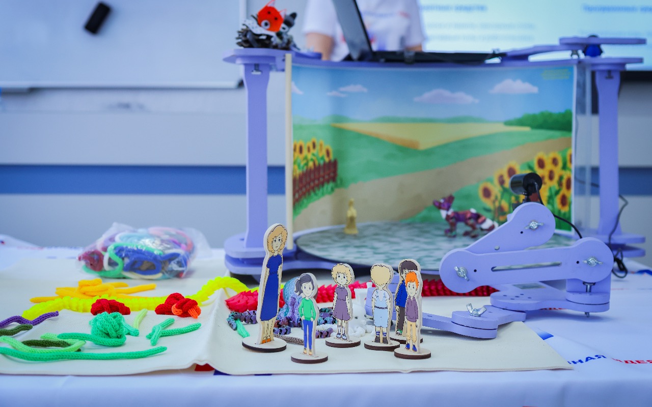 ФОТО к новости: В НГПУ дали старт международной конференции к 15-летию Института детства и открыли Год дошкольного образования 