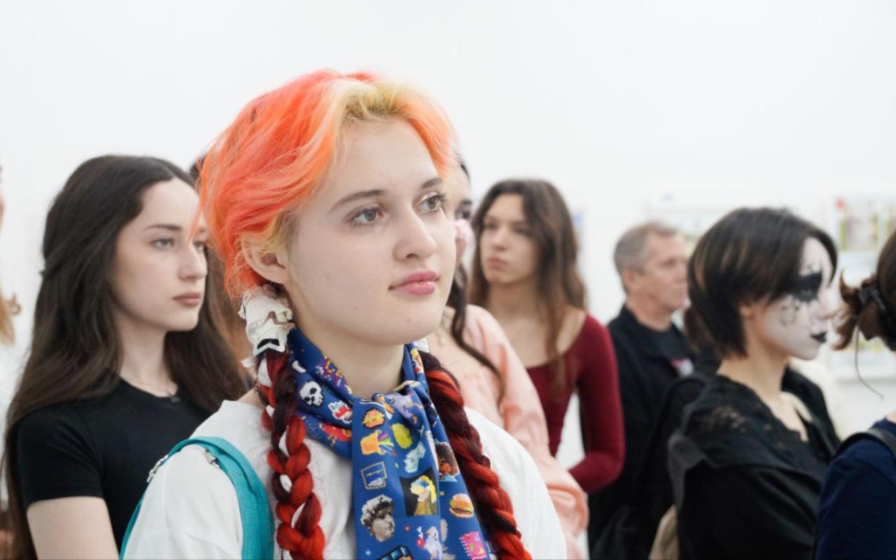 ФОТО к новости: Дневник ПедСибири: в НГХМ открылась выставка выпускных работ студентов Института искусств НГПУ