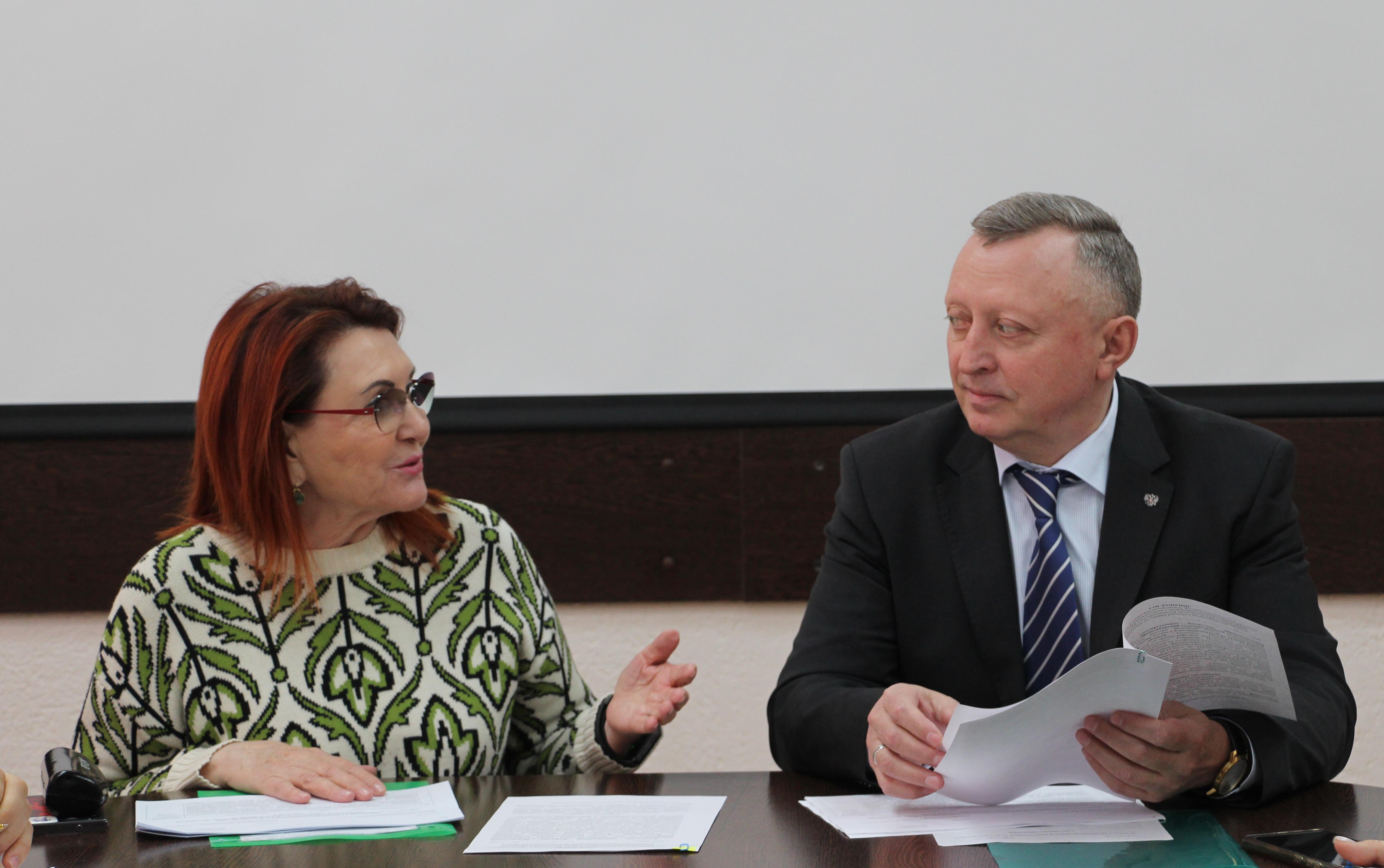 ФОТО к новости: Сотрудничество НГПУ с аппаратом уполномоченного по правам ребенка в Новосибирской области выходит на новый уровень