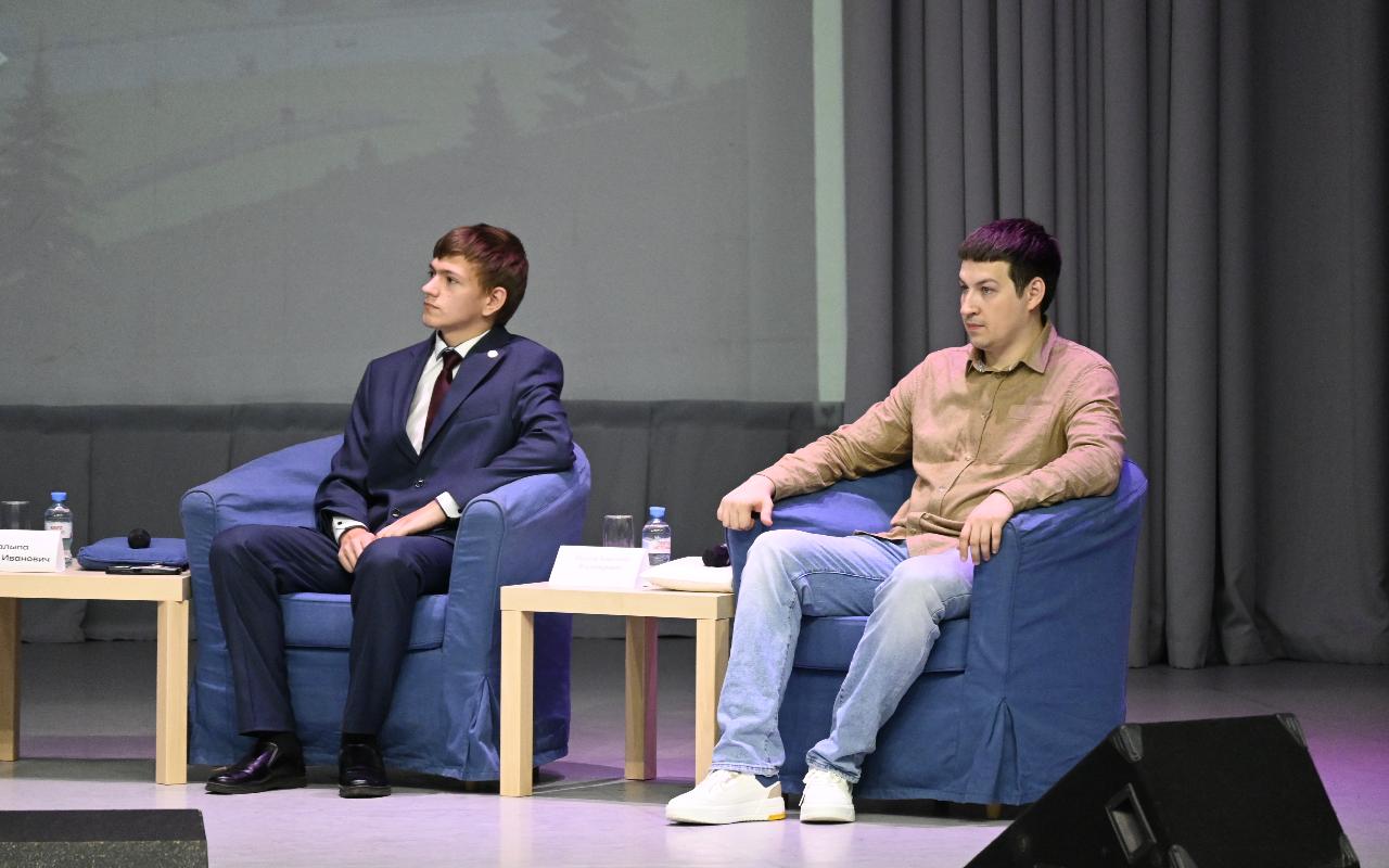 ФОТО к новости: В НГПУ стартовал региональный фестиваль инженерных проектов «Город будущего»