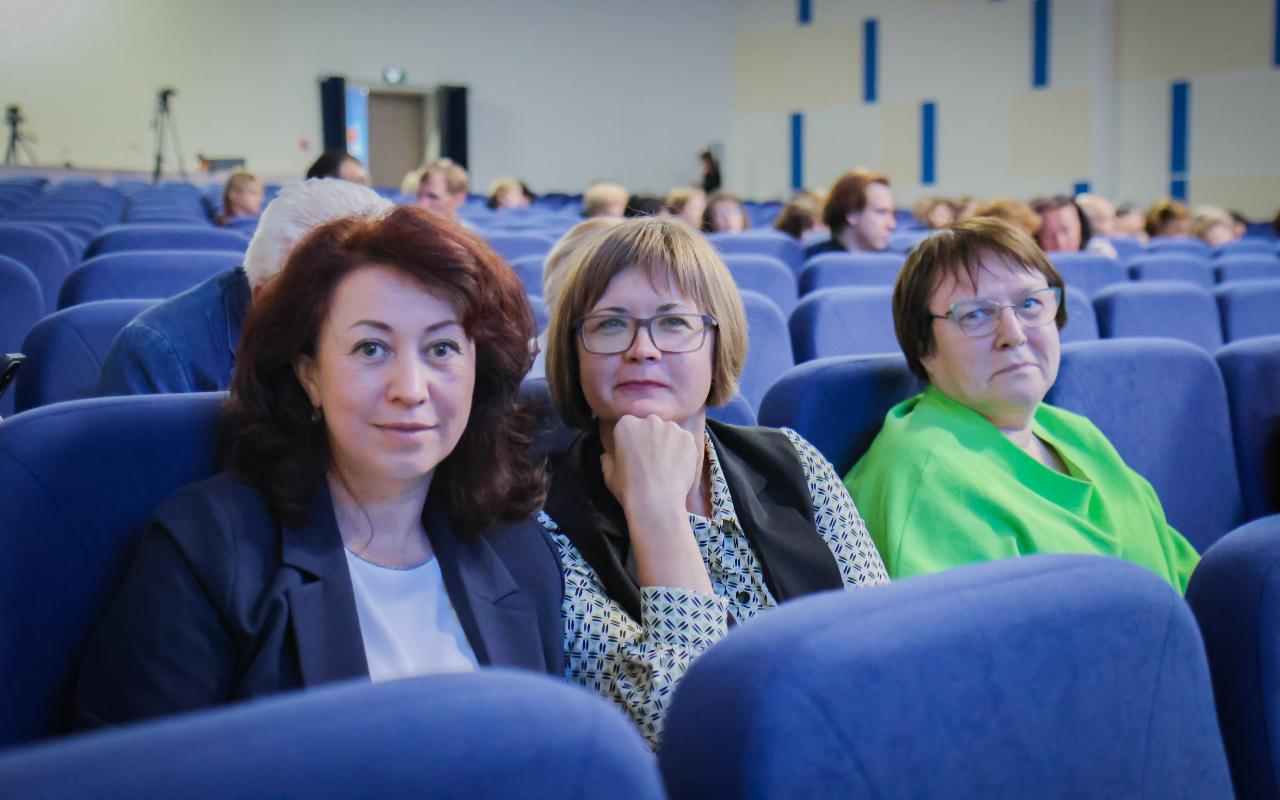 ФОТО к новости: Подготовка кадров для системы образования региона и эффективное развитие научной деятельности: Сергей Александрович Нелюбов поставил задачи на 2025/26 учебный год