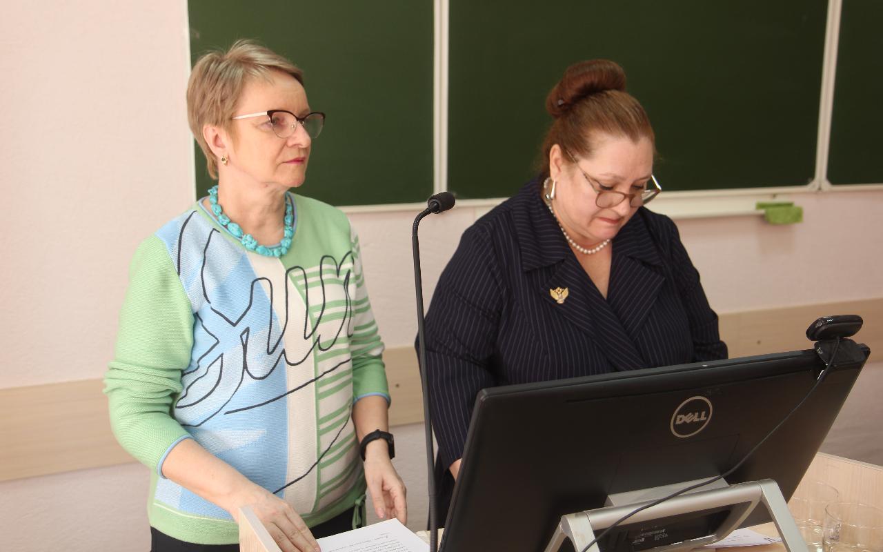 ФОТО к новости: Замечательный исследователь и стойкий человек: в НГПУ почтили память Людмилы Ивановны Дремовой