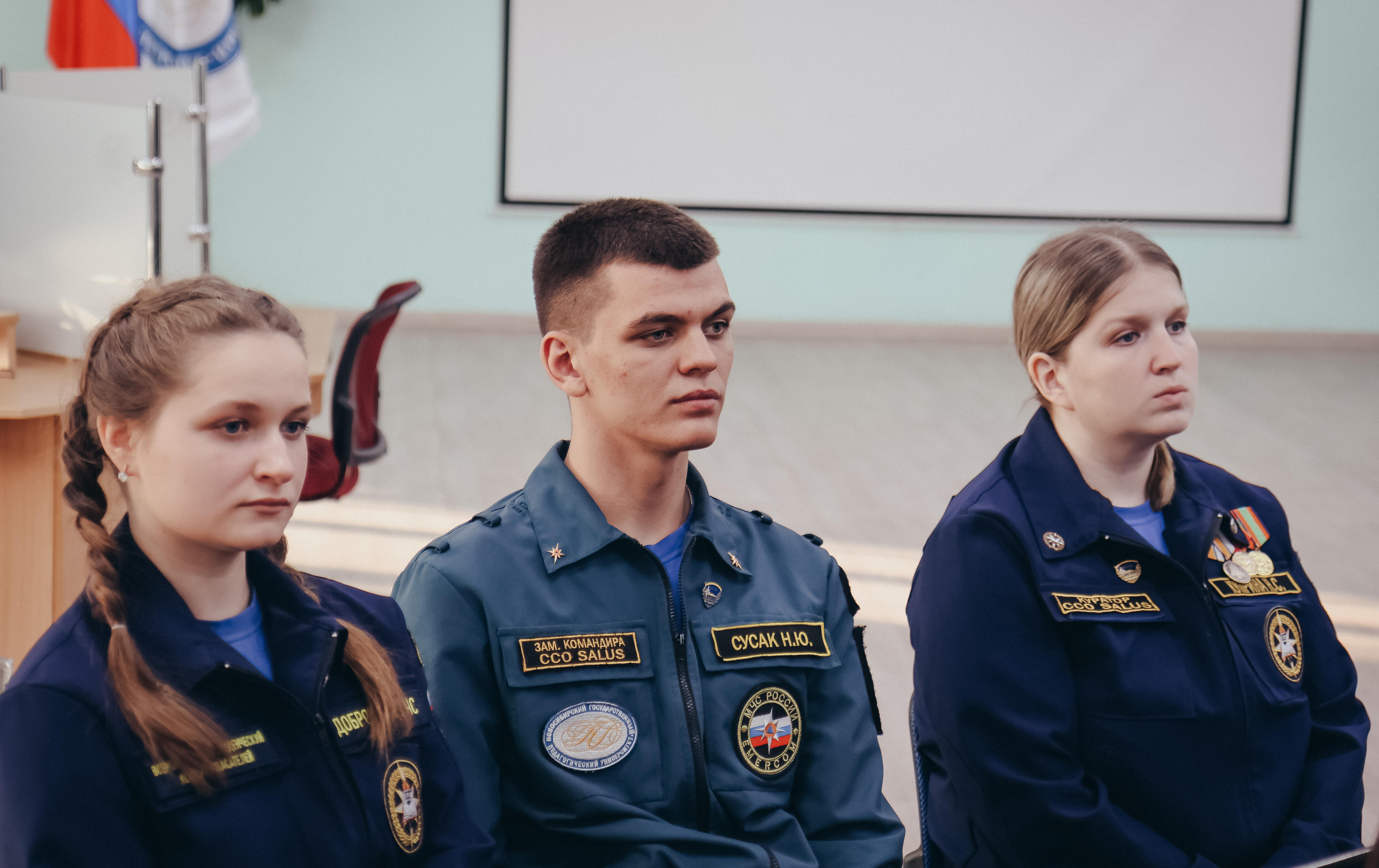 ФОТО к новости: «Время героев»: в НГПУ обсудили, что вдохновляет человека на подвиг