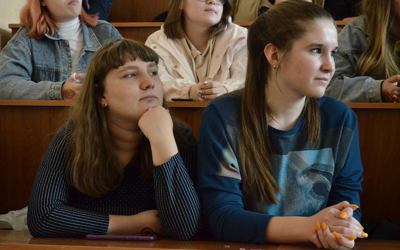 ФОТО к новости: Школы Новосибирского района ждут молодых педагогов