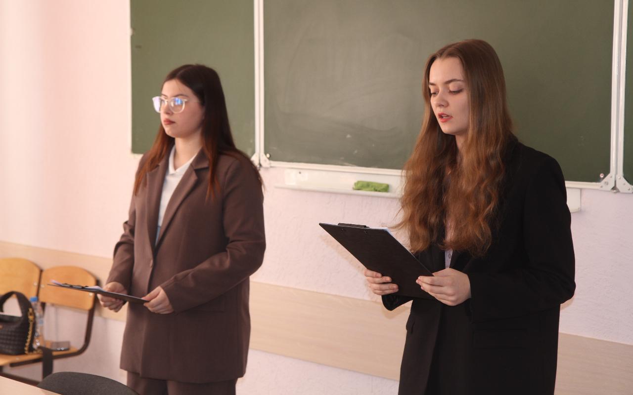 ФОТО к новости: Без права на забвение: в ИИГСО НГПУ присоединились к Всероссийскому марафону «Историческая память – территория правды»