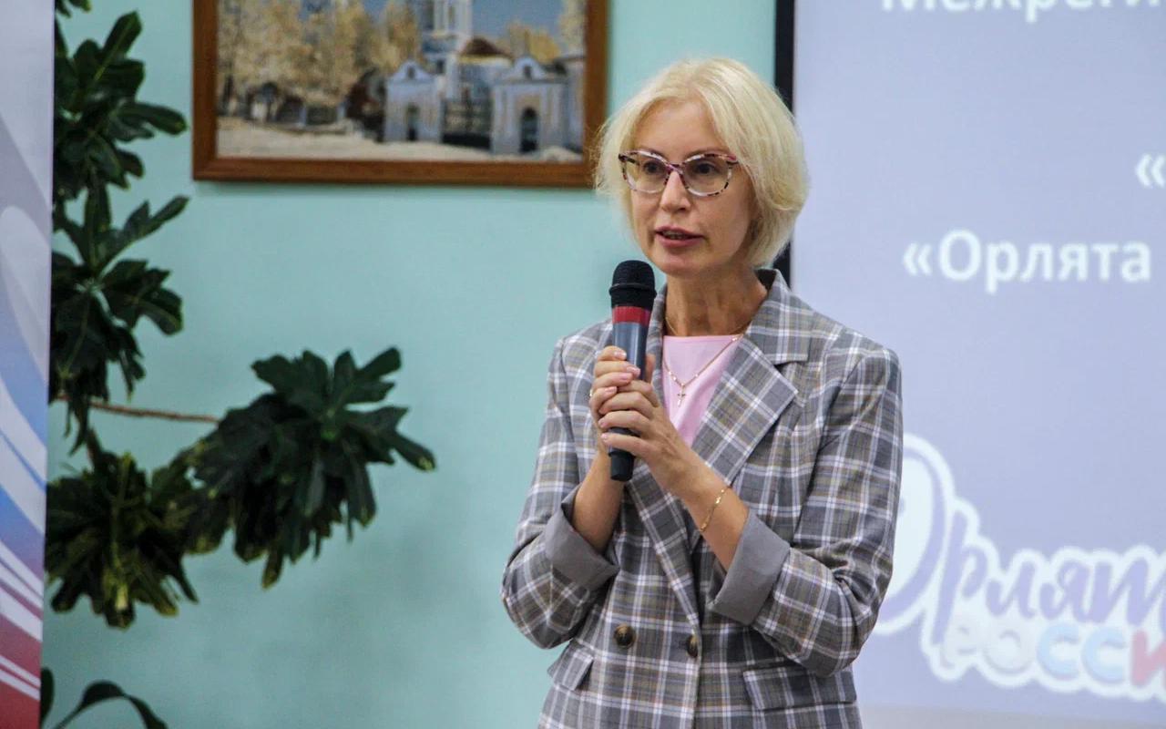 ФОТО к новости: Семья как ресурс: в НГПУ обсудили влияние проекта «Орлята России» на социальную активность родителей