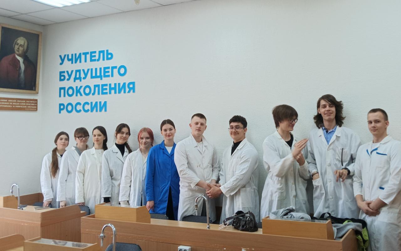 ФОТО к новости: От цифровых экспериментов — к большим открытиям: НГПУ и школа №189 на одной волне