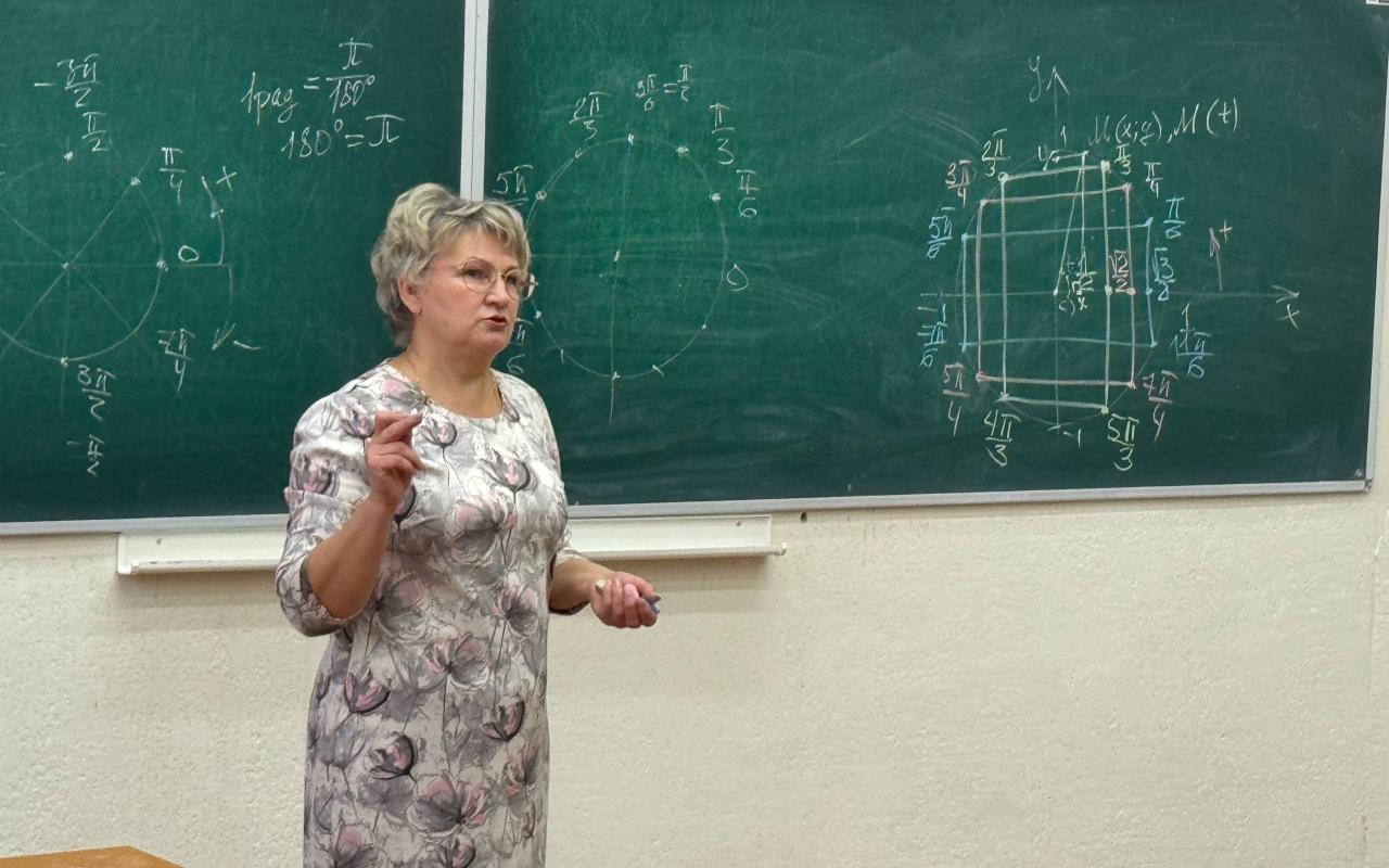 ФОТО к новости: В НГПУ стартовали ежегодные семинары по подготовке к профильному ЕГЭ по математике для психолого-педагогических классов