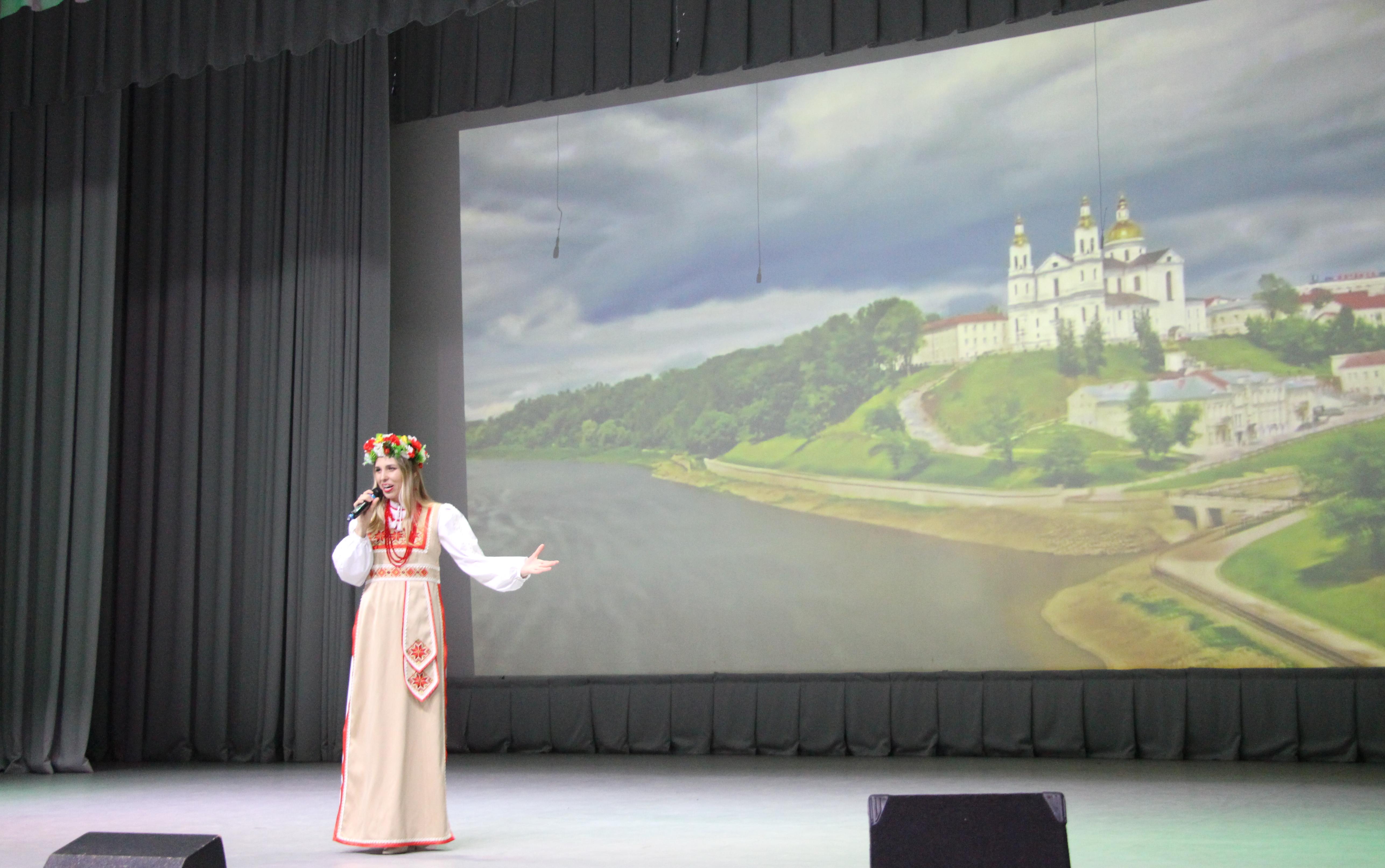 ФОТО к новости: Культура объединяет: в Новосибирске прошла конференция, посвященная дружбе народов  