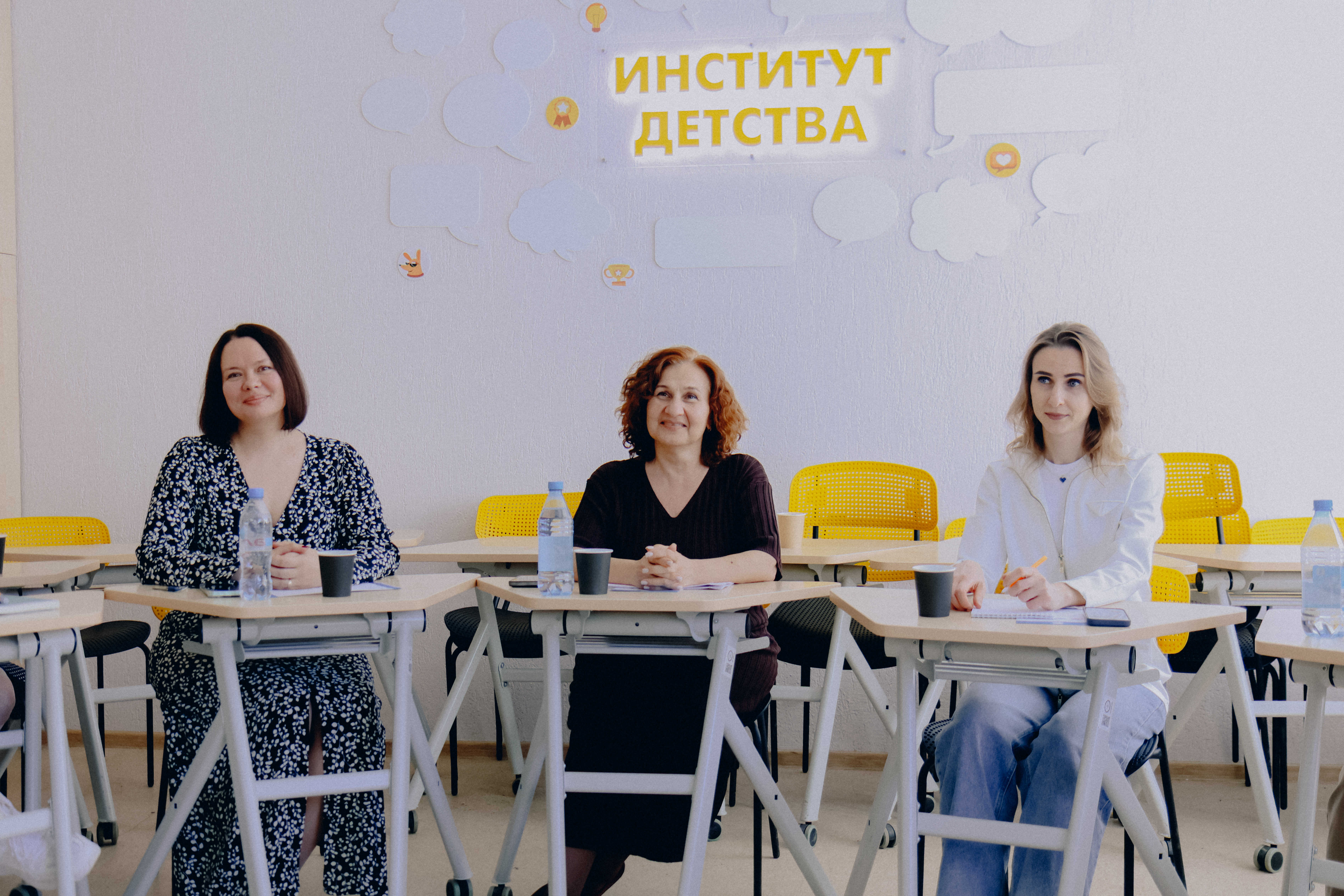 ФОТО к новости: В НГПУ почтили память Марины Викторовны Шпехт: прошёл памятный круглый стол в День защиты детей