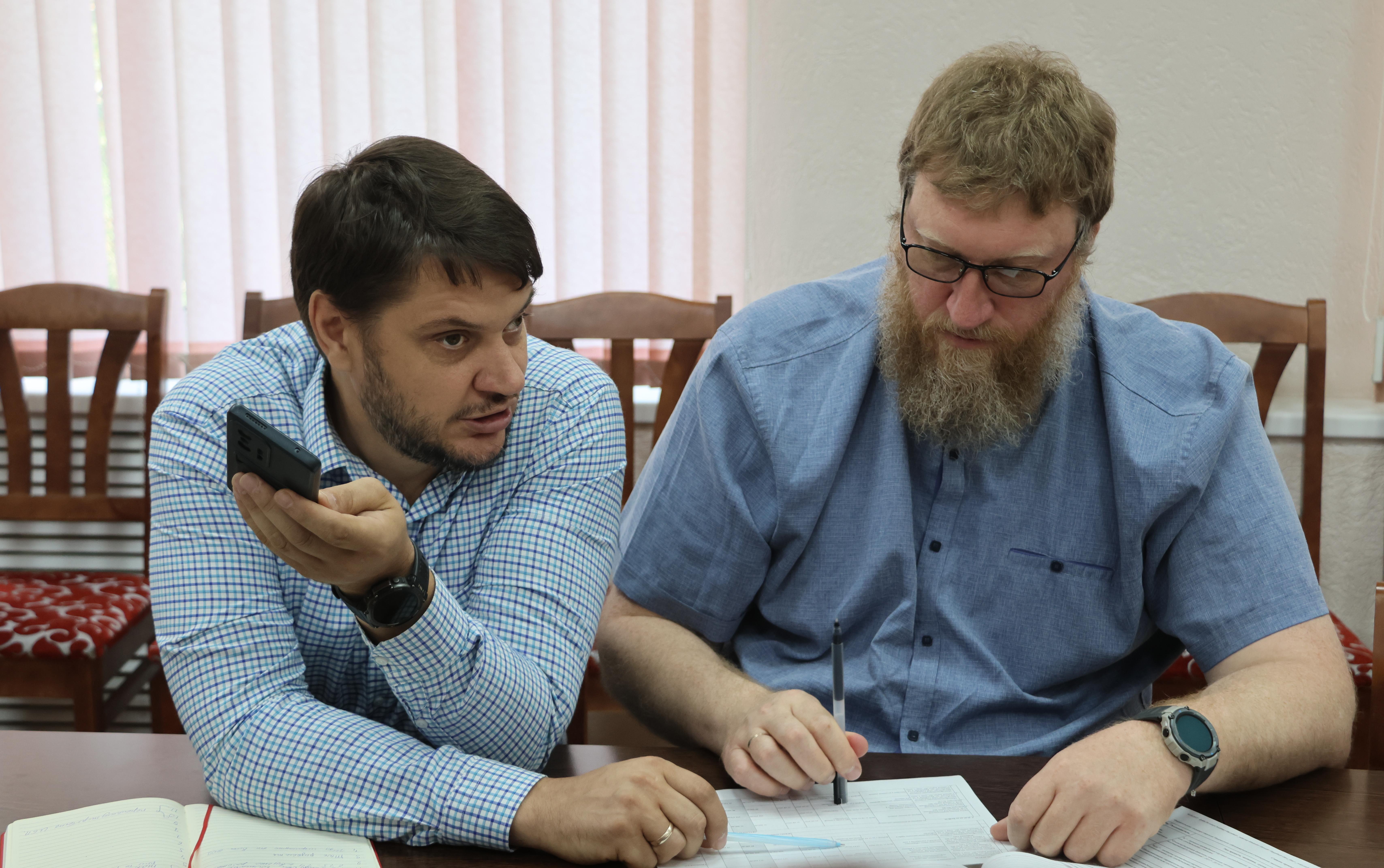 ФОТО к новости: Контроль за качеством, своевременность и актуальный дизайн: в НГПУ продолжается обновление инфраструктуры 