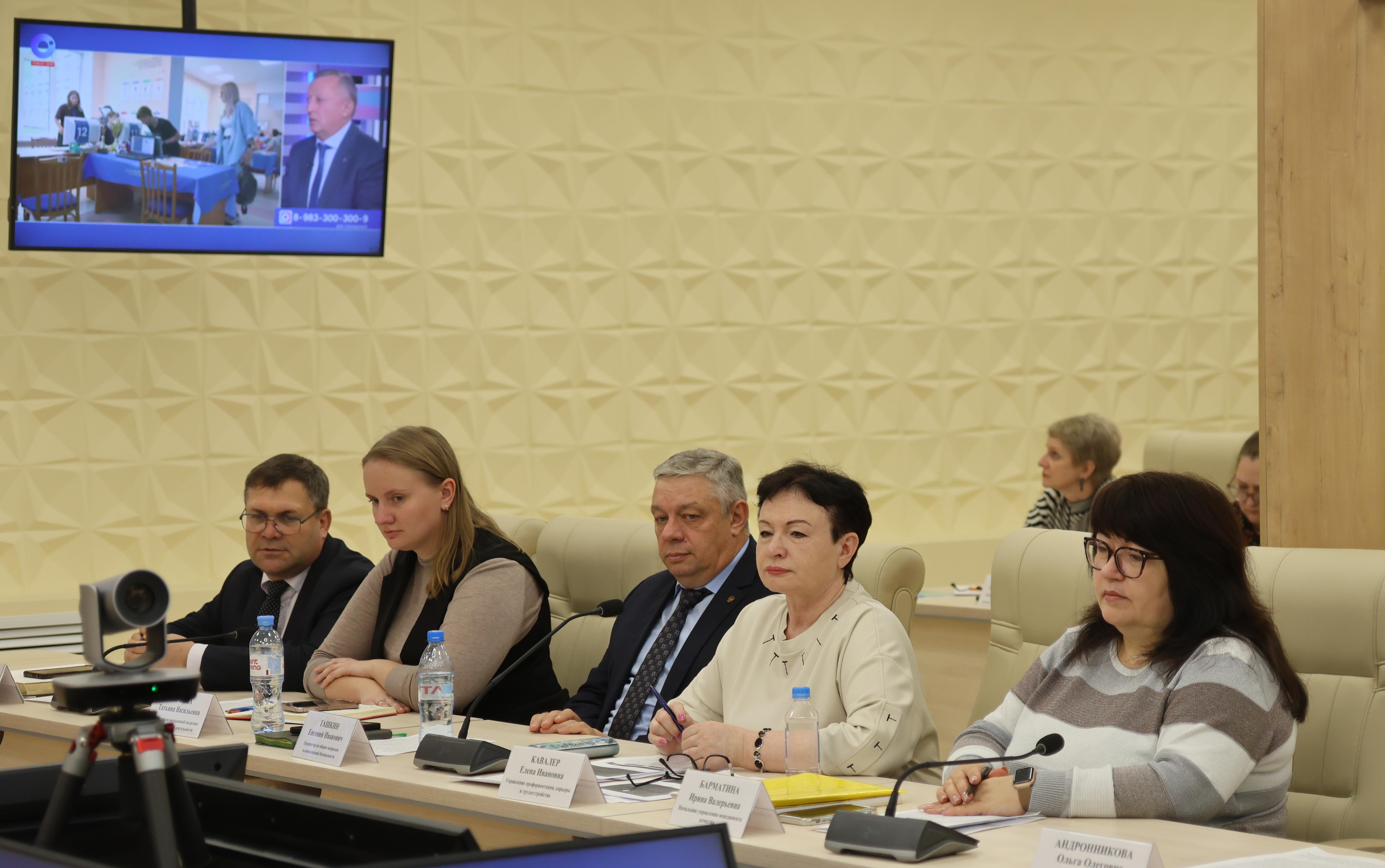 ФОТО к новости: Итоги приемной кампании 2026 года обсудили на заседании Ученого совета НГПУ