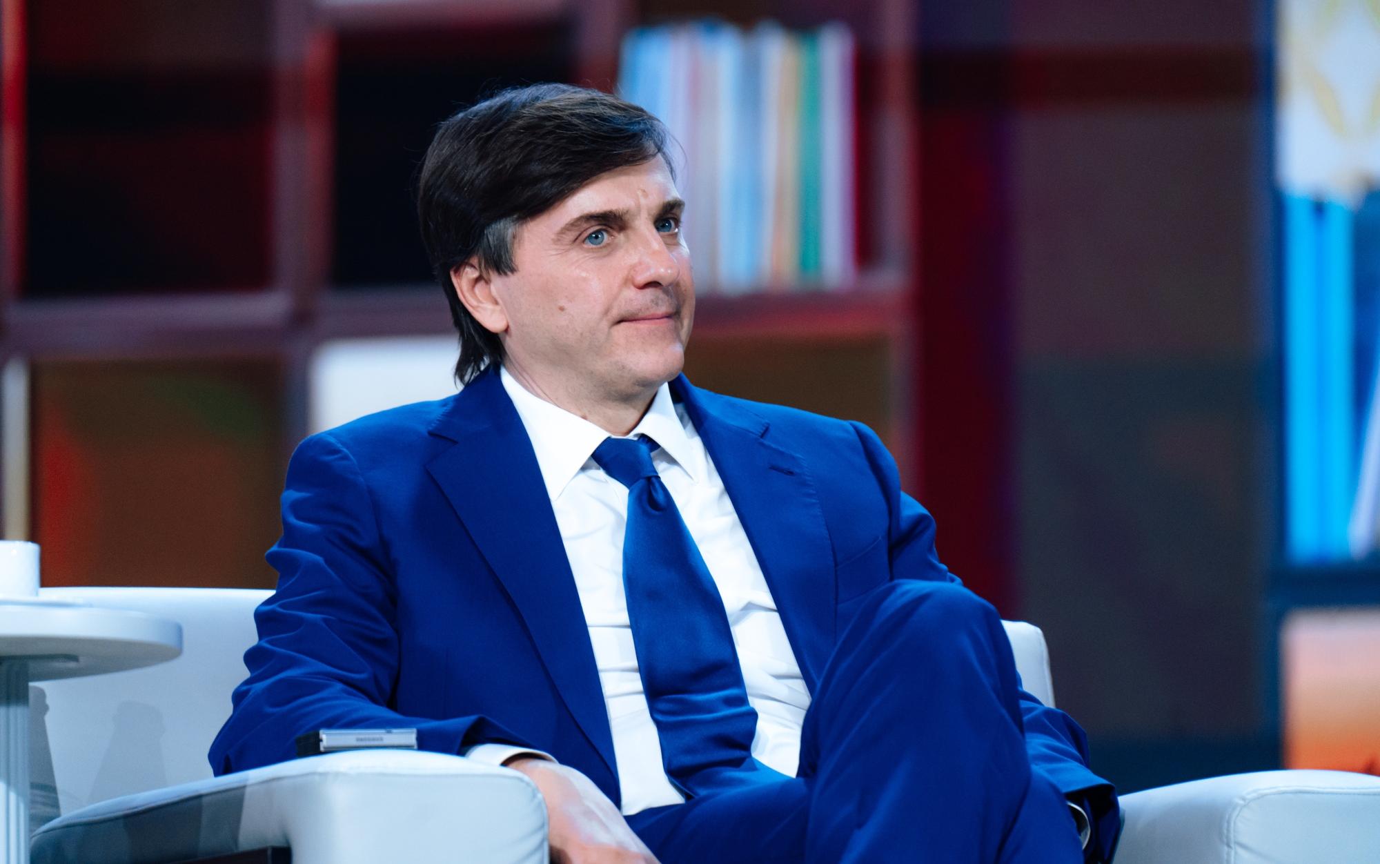 ФОТО к новости: Сергей Кравцов: В программу «Разговоров о важном» впервые включены видеоролики, посвященные выдающимся личностям и героям нашей страны