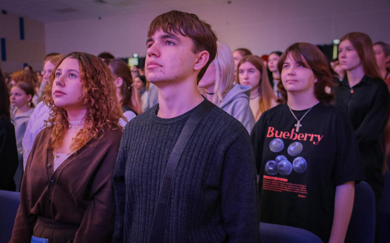 ФОТО к новости: 5 причин поступить в любимый педагогический: и.о. ректора Сергей Нелюбов на Дне открытых дверей рассказал о преимуществах НГПУ