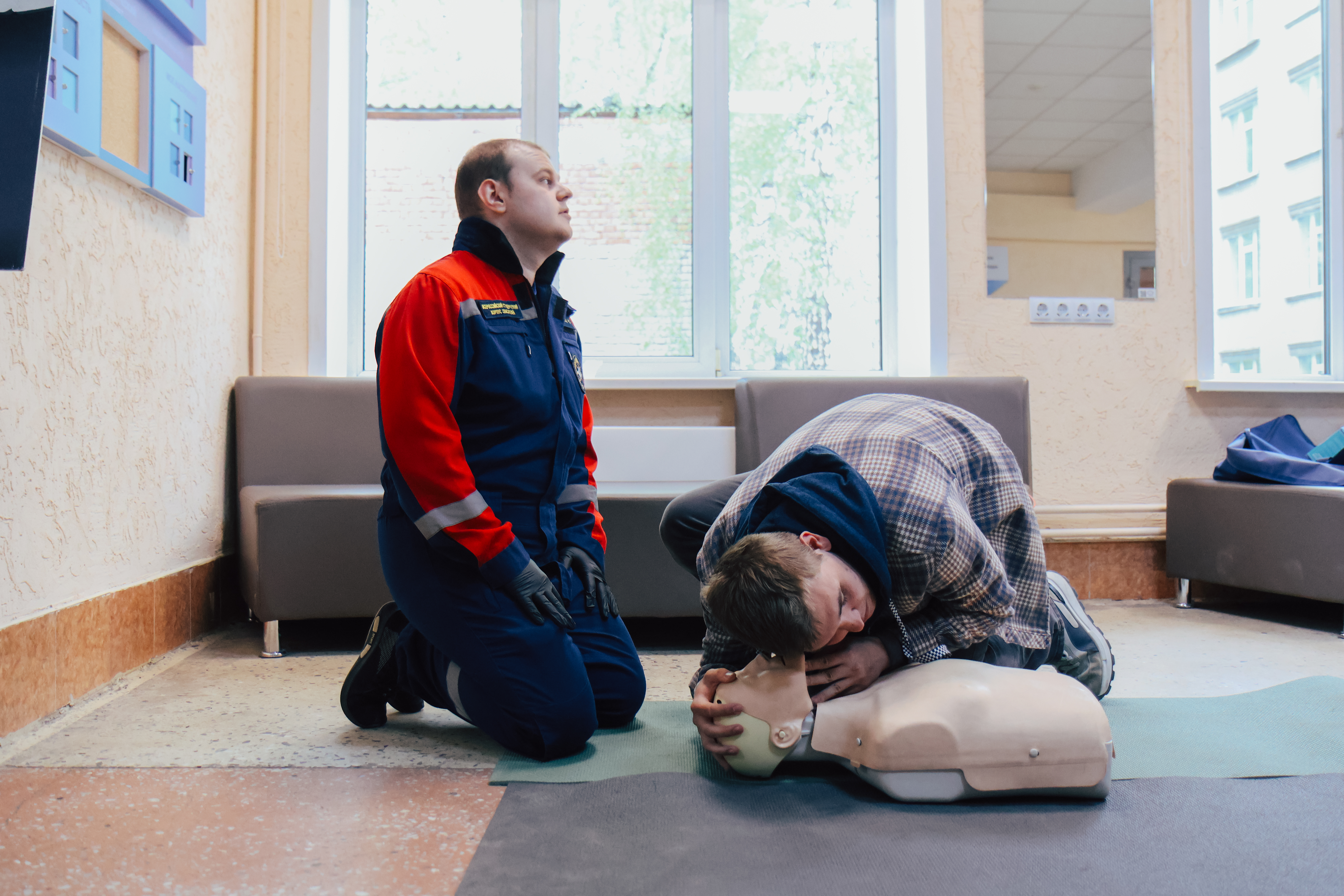 ФОТО к новости: Безопасность, практика и работа с детьми: в НГПУ совместно с РСО готовят будущих вожатых