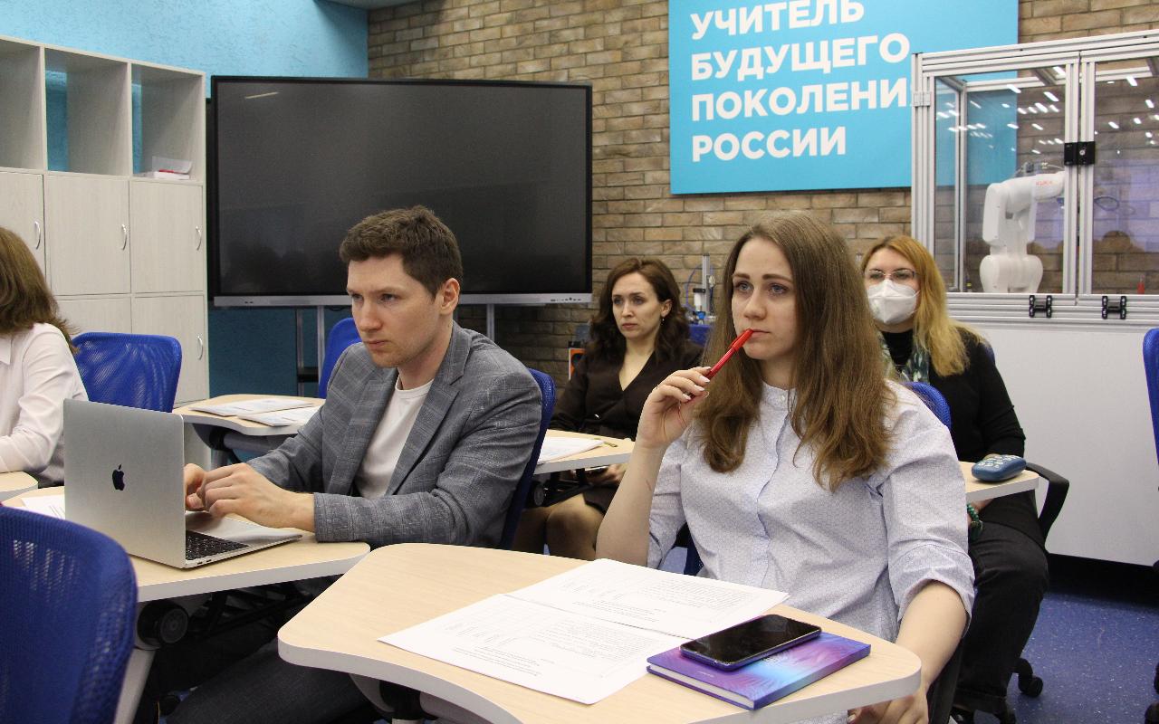 ФОТО к новости: «Будущее поколение России»: в НГПУ завершилась педагогическая олимпиада нового образца