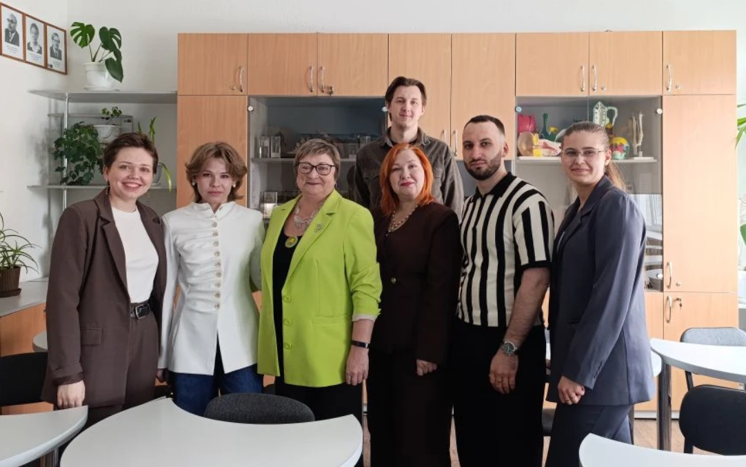 ФОТО к новости: Экология родного региона интересует юных натуралистов Новосибирской области