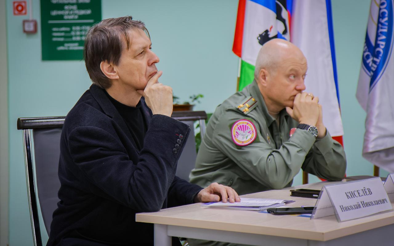 ФОТО к новости: В НГПУ открылся X Всероссийский конкурс социальных проектов, посвященный 80-летию Великой Победы и 90-летию университета