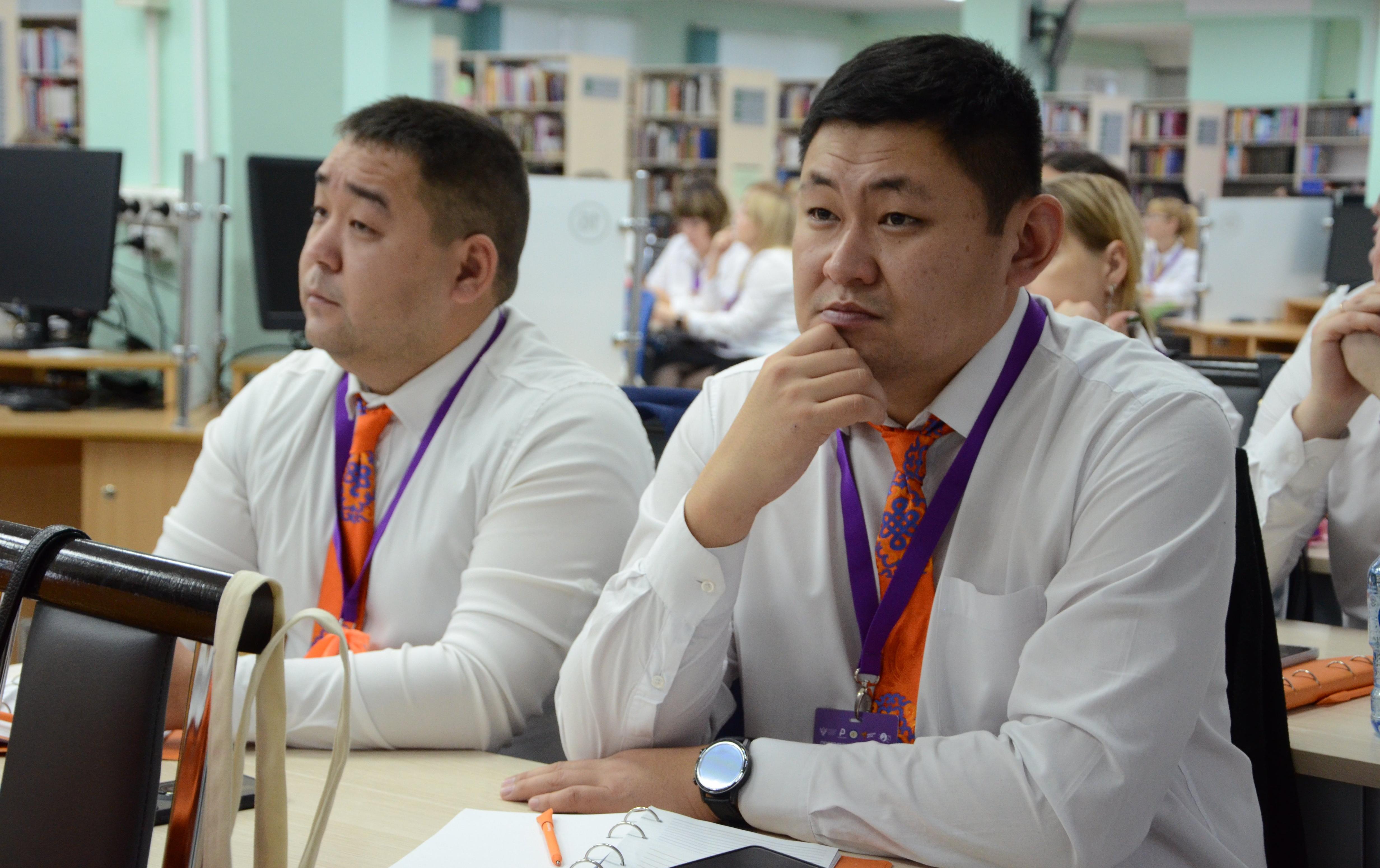 ФОТО к новости: Обучение советников по воспитанию: решаем большие задачи